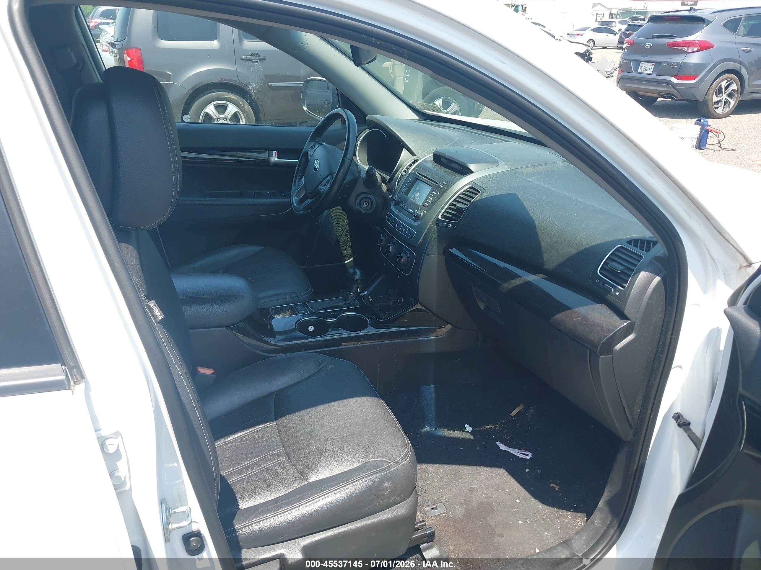 2015 Kia Sorento Lx White vin: 5XYKT3A62FG644400