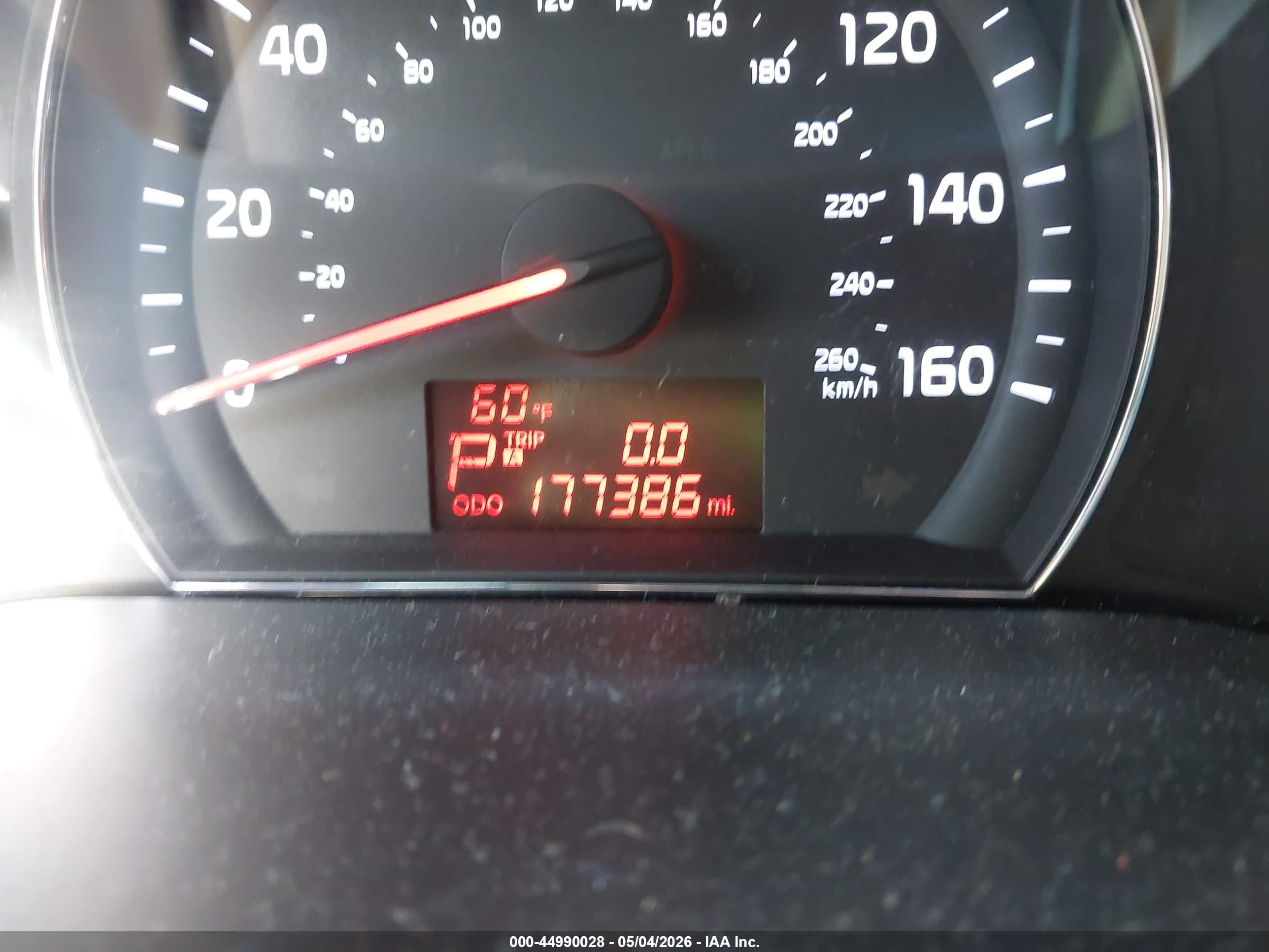 2015 Kia Sorento Lx White vin: 5XYKT3A62FG660659