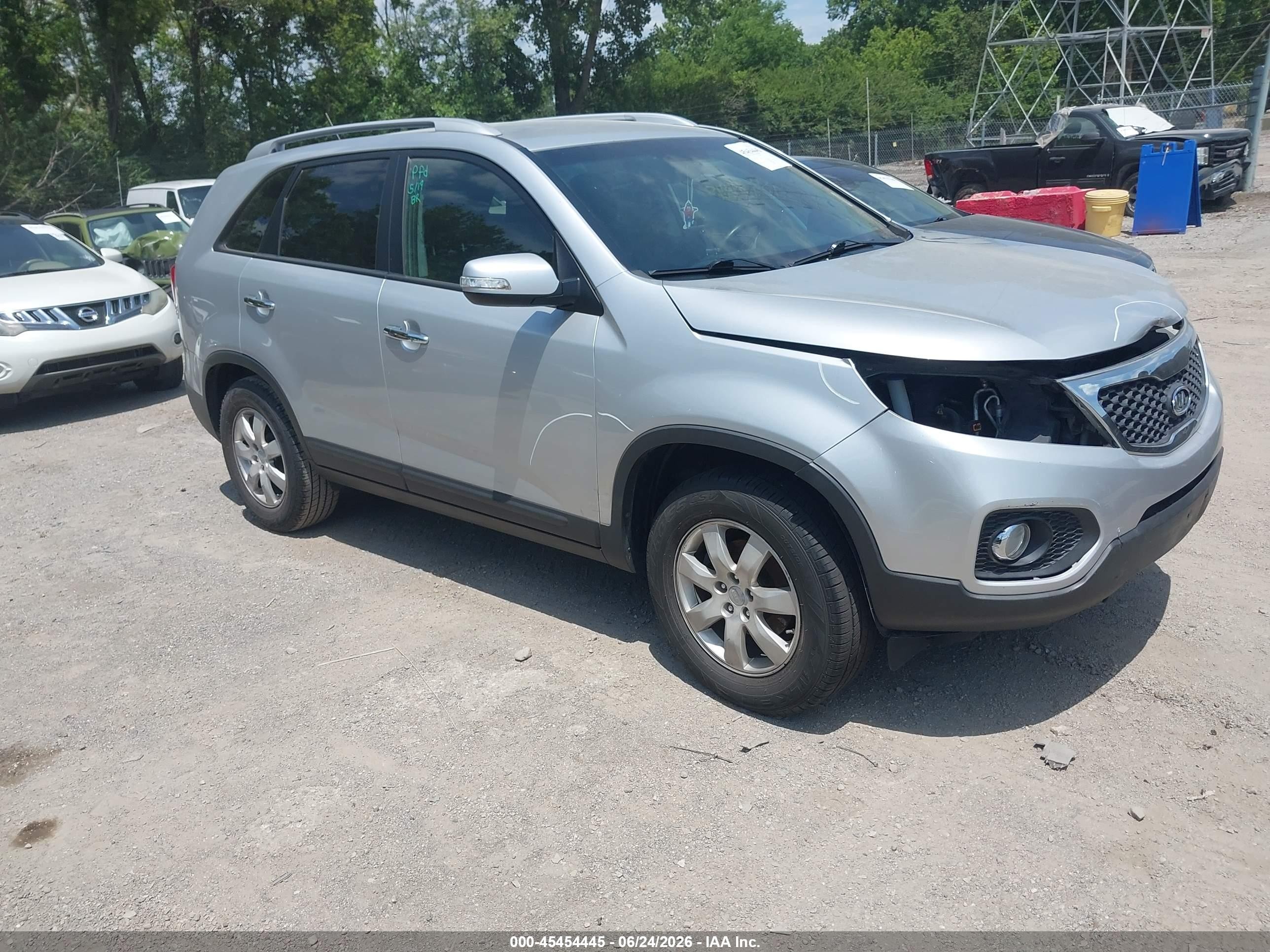 2012 Kia Sorento Lx Silver vin: 5XYKT3A63CG203032