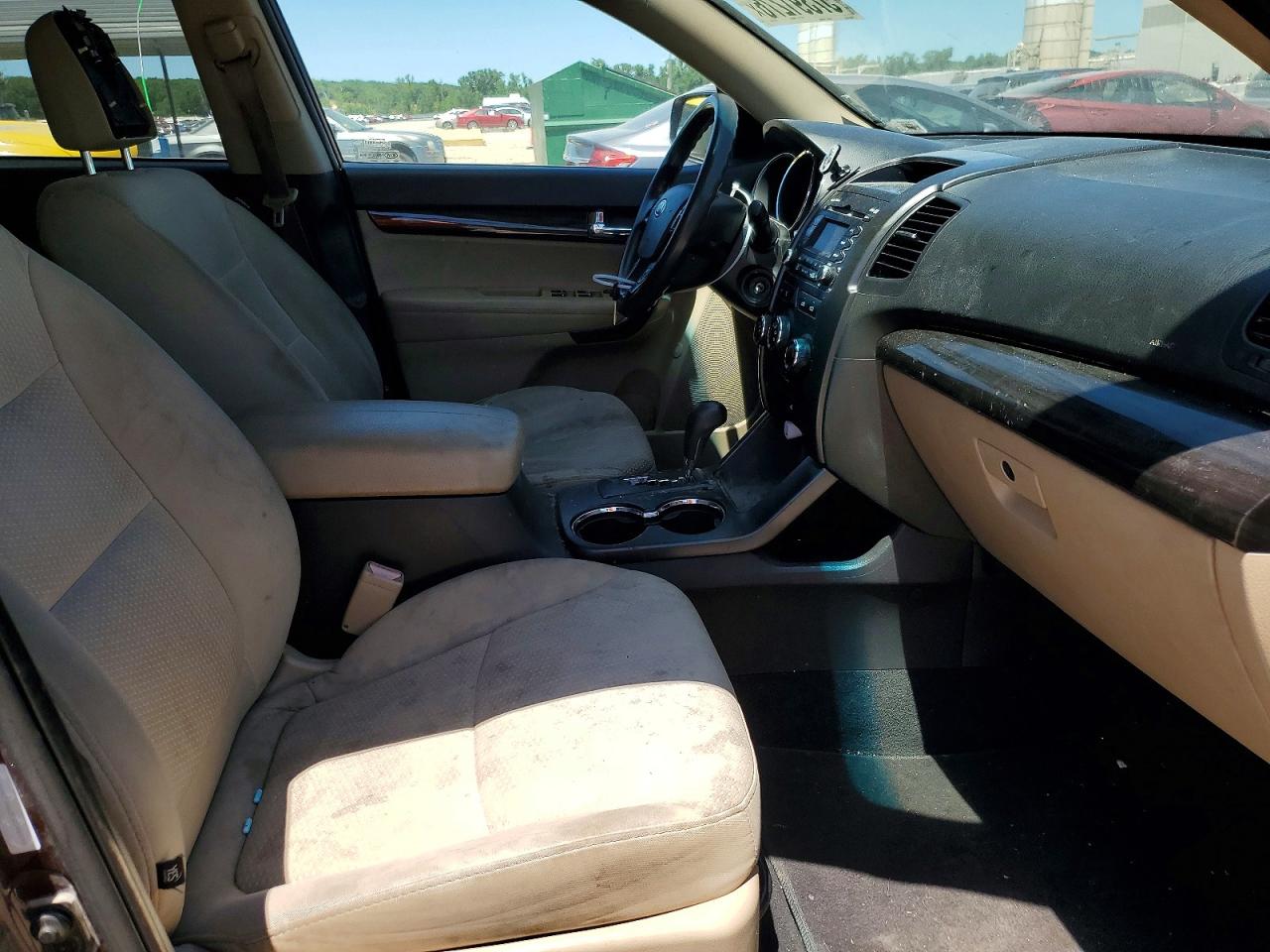2012 Kia Sorento Lx Темно-бордовый vin: 5XYKT3A63CG248598