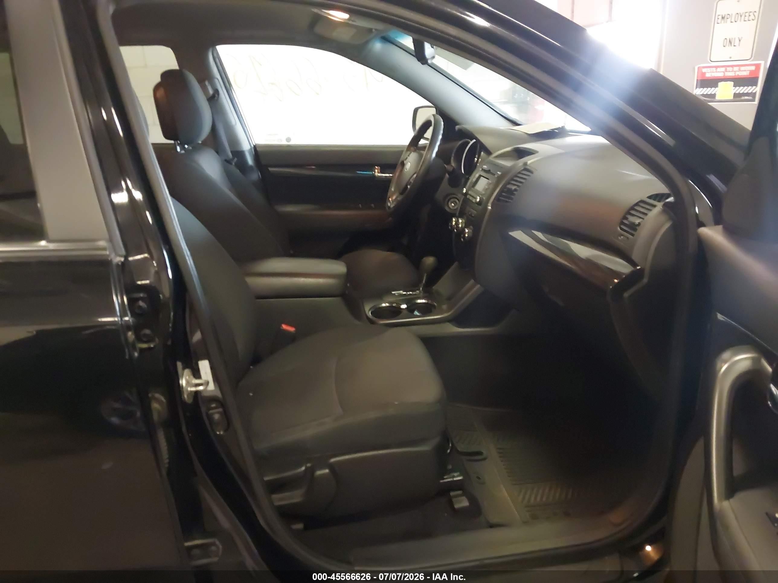 2012 Kia Sorento Lx Черный vin: 5XYKT3A63CG254109