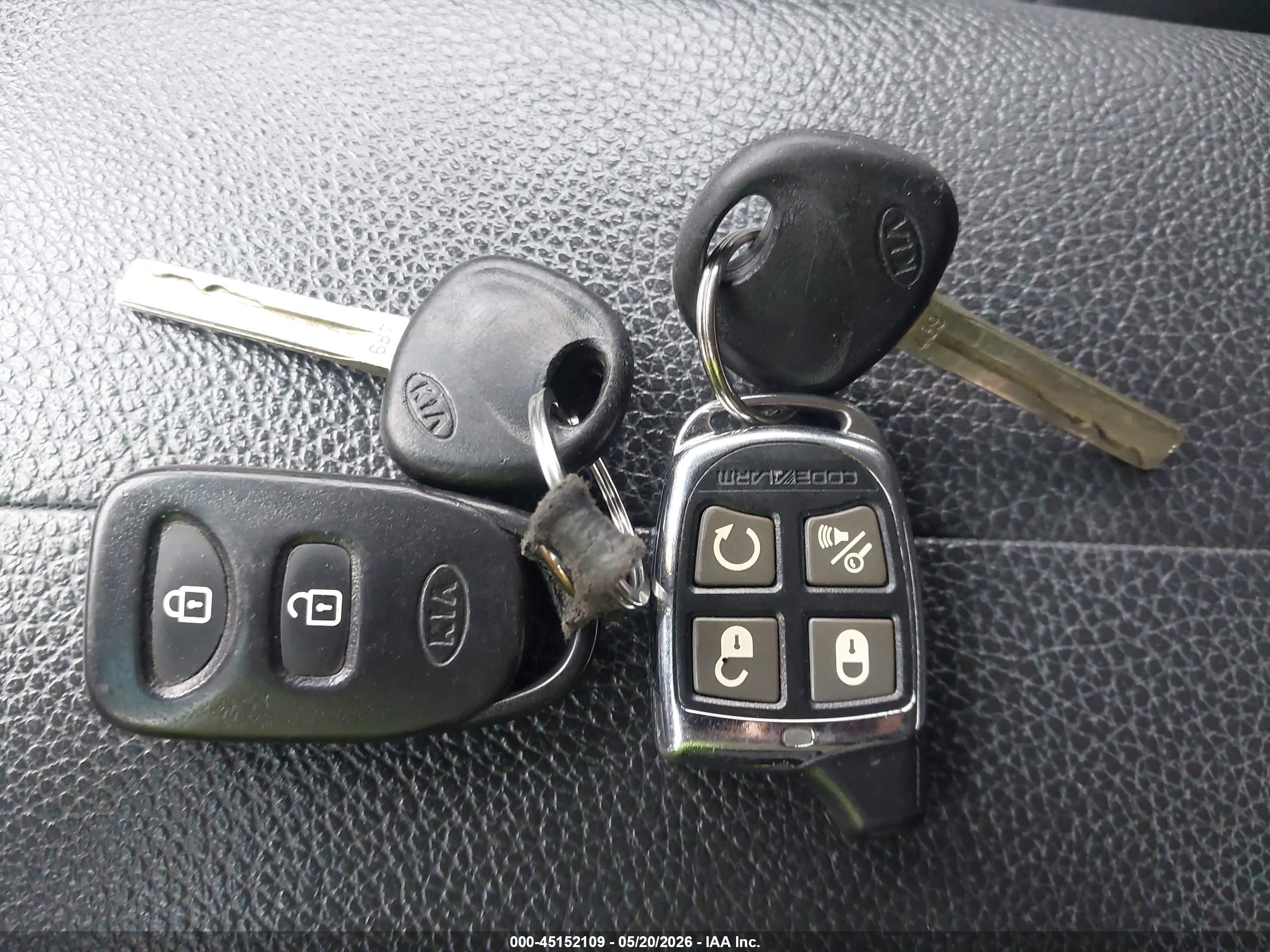 2012 Kia Sorento Lx Silver vin: 5XYKT3A63CG295968
