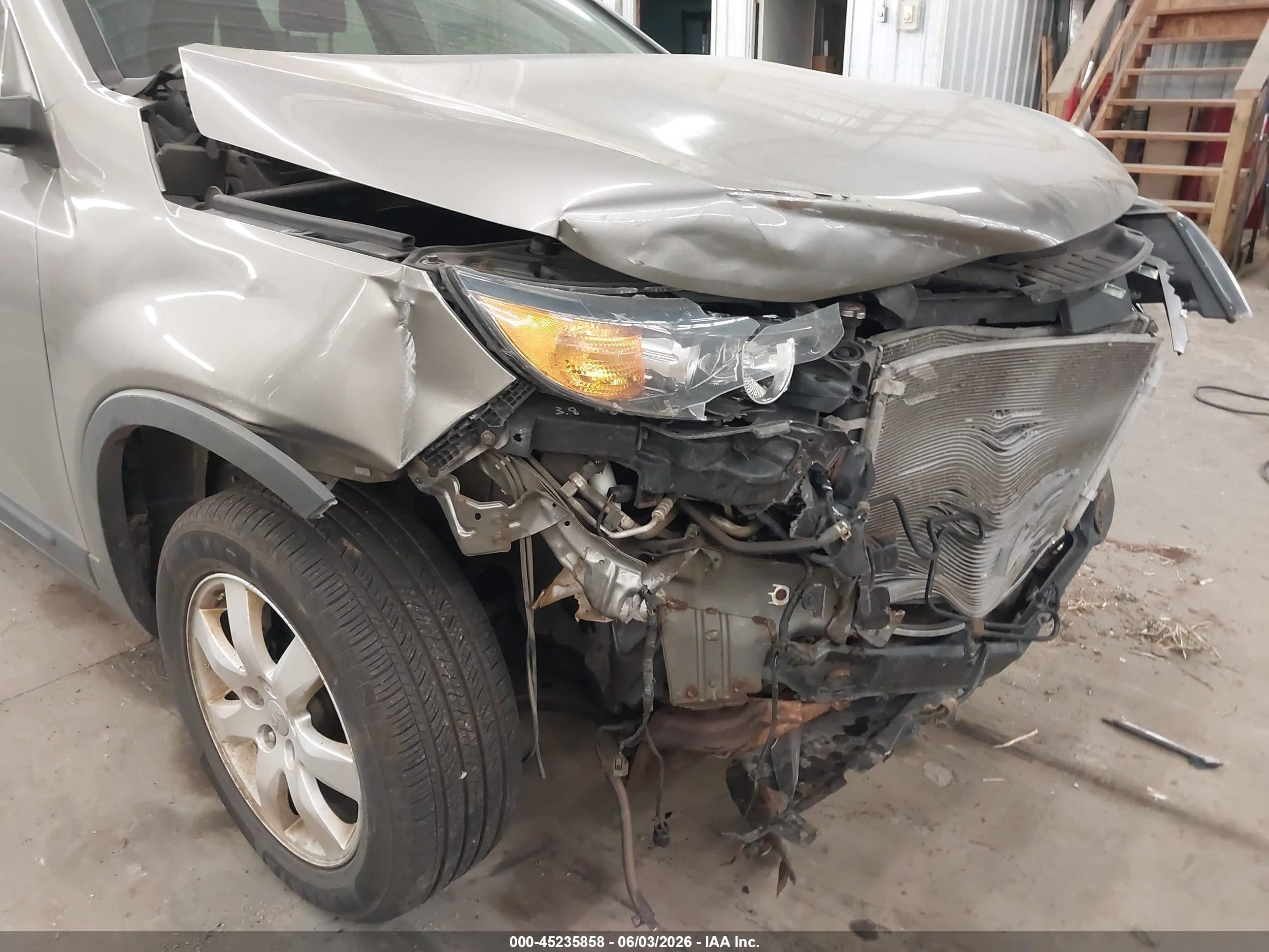 2012 Kia Sorento Lx Gray vin: 5XYKT3A63CG302093