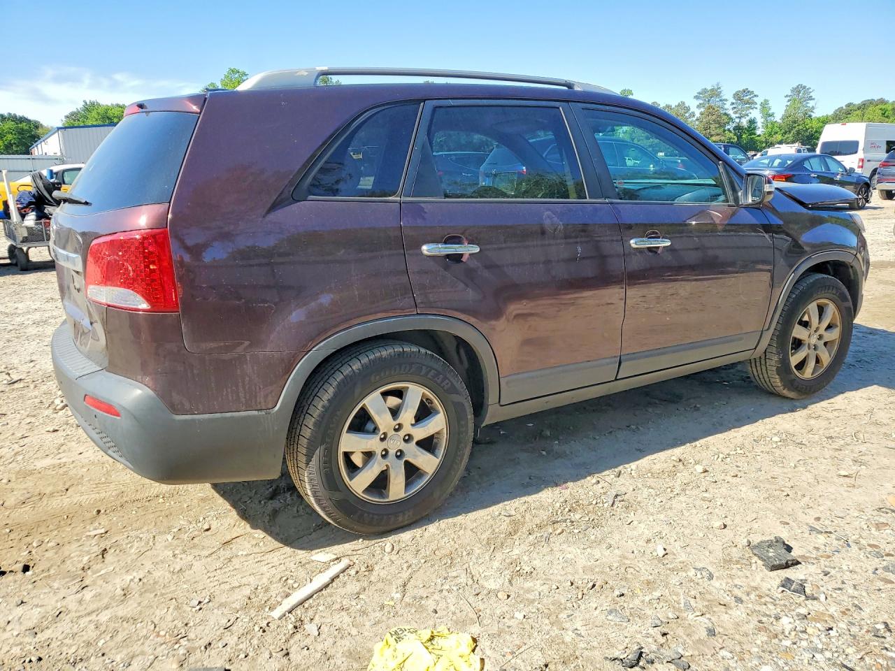 2012 Kia Sorento Lx Burgundy vin: 5XYKT3A63CG309027