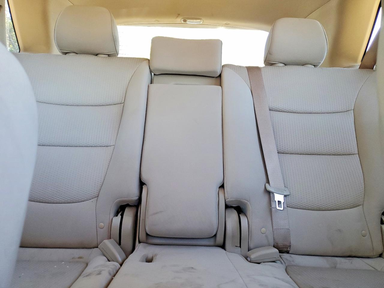 2012 Kia Sorento Lx Burgundy vin: 5XYKT3A63CG309027