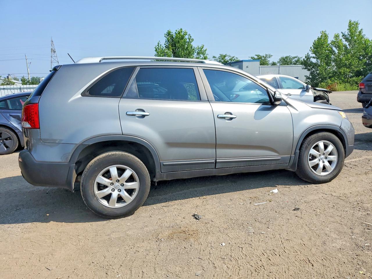 2013 Kia Sorento Lx Silver vin: 5XYKT3A63DG335239