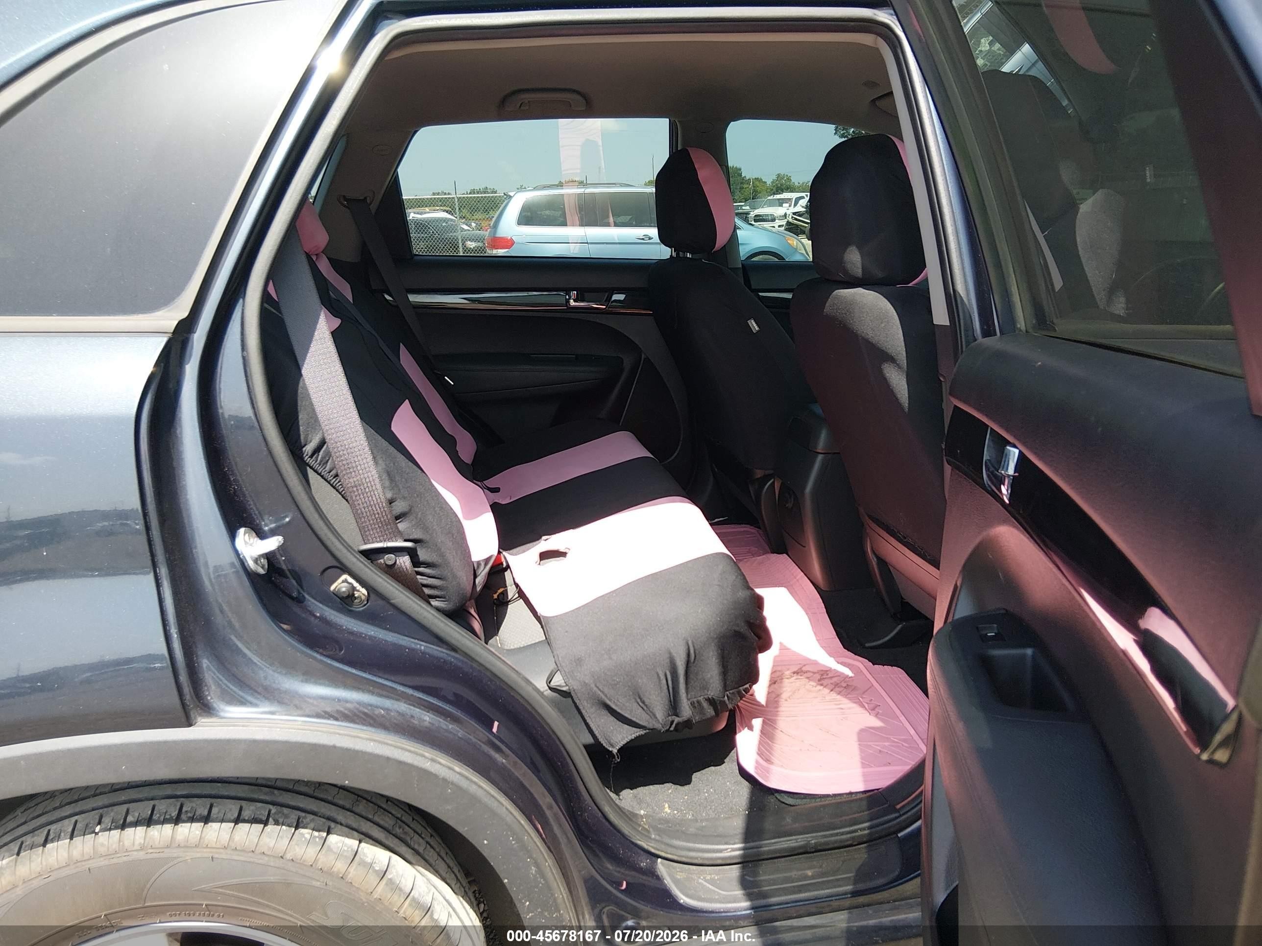 2013 Kia Sorento Lx Black vin: 5XYKT3A63DG339291