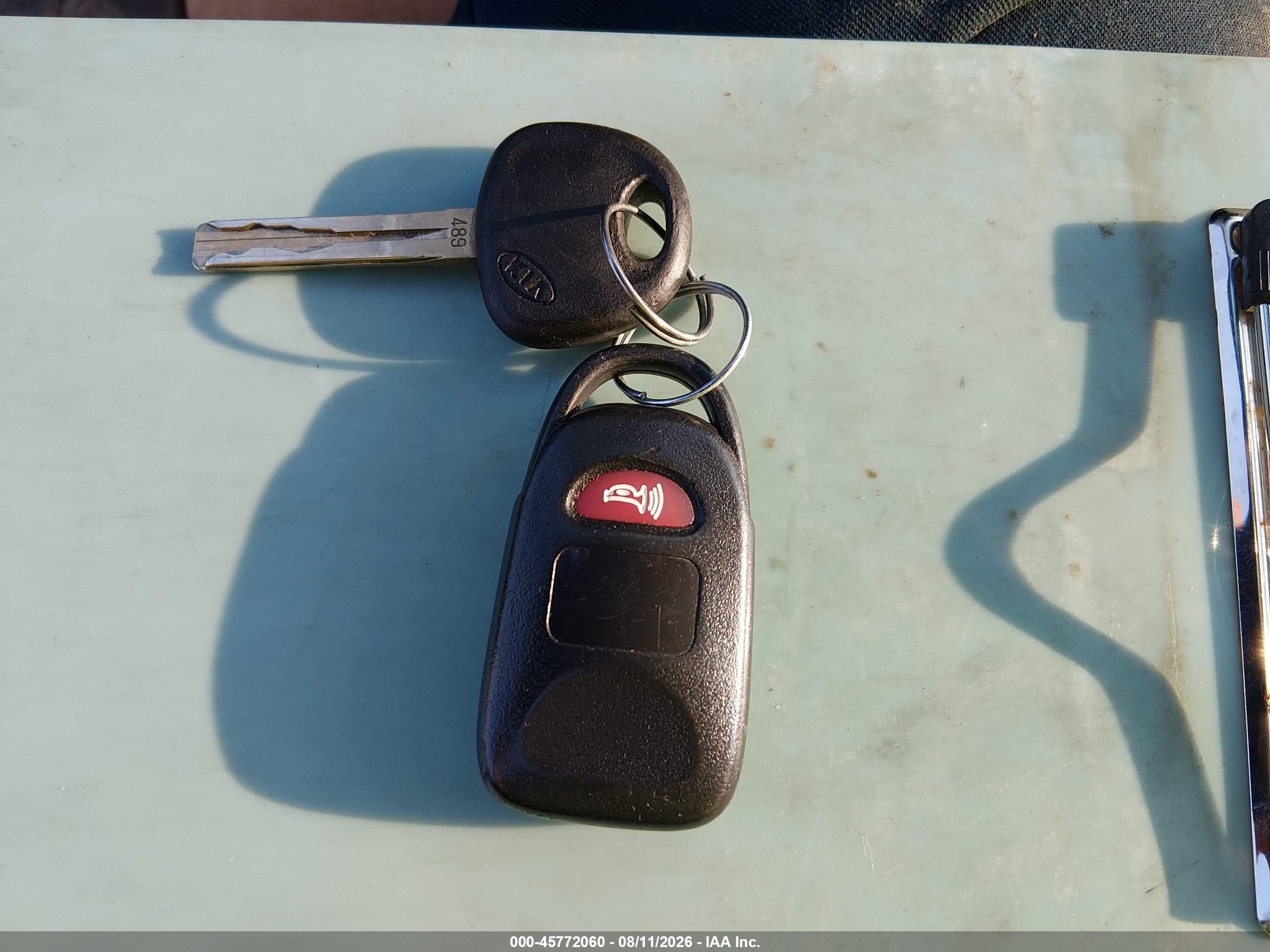 2013 Kia Sorento Lx Белый vin: 5XYKT3A63DG384019