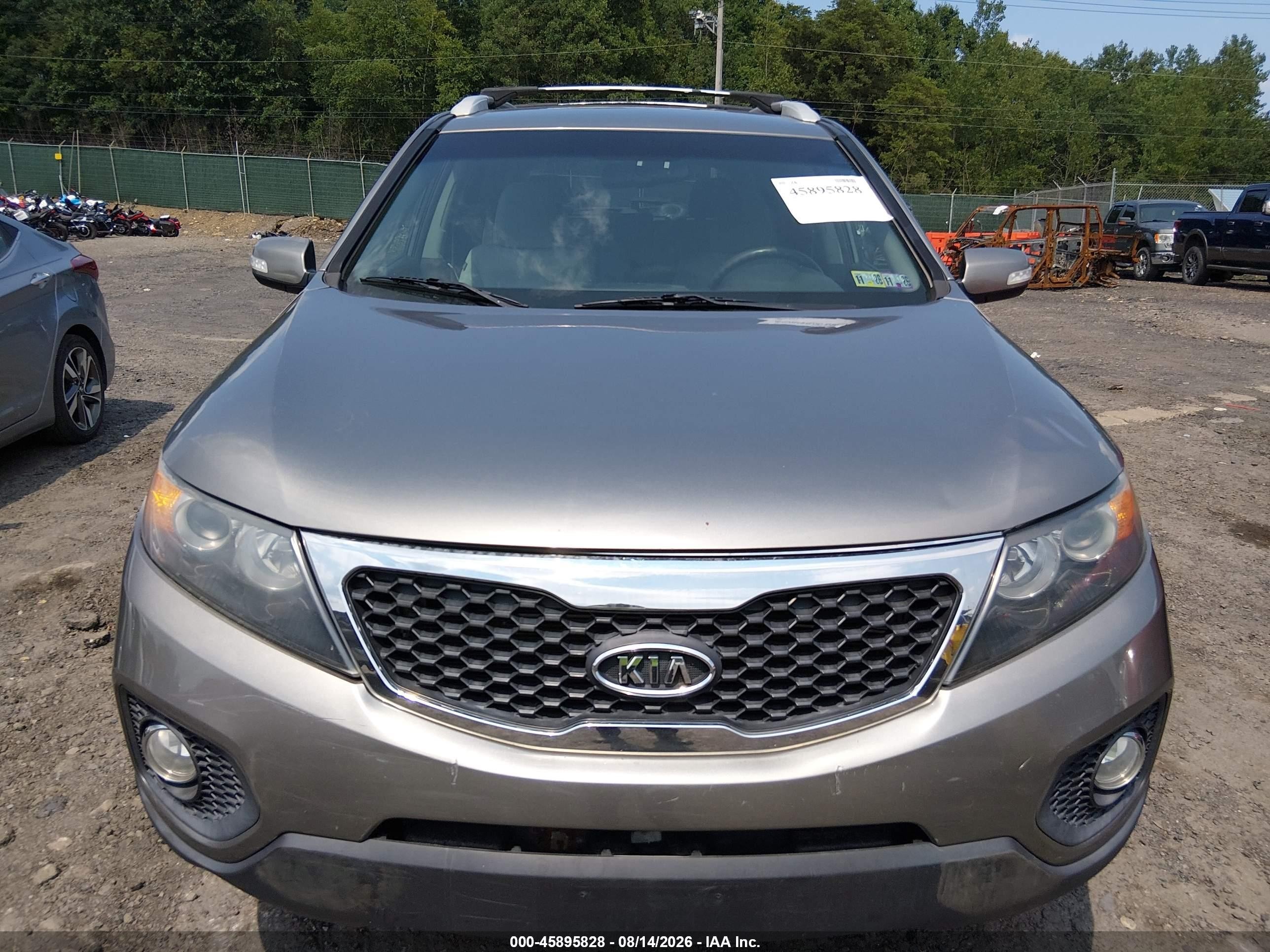 2013 Kia Sorento Lx Gray vin: 5XYKT3A63DG416659