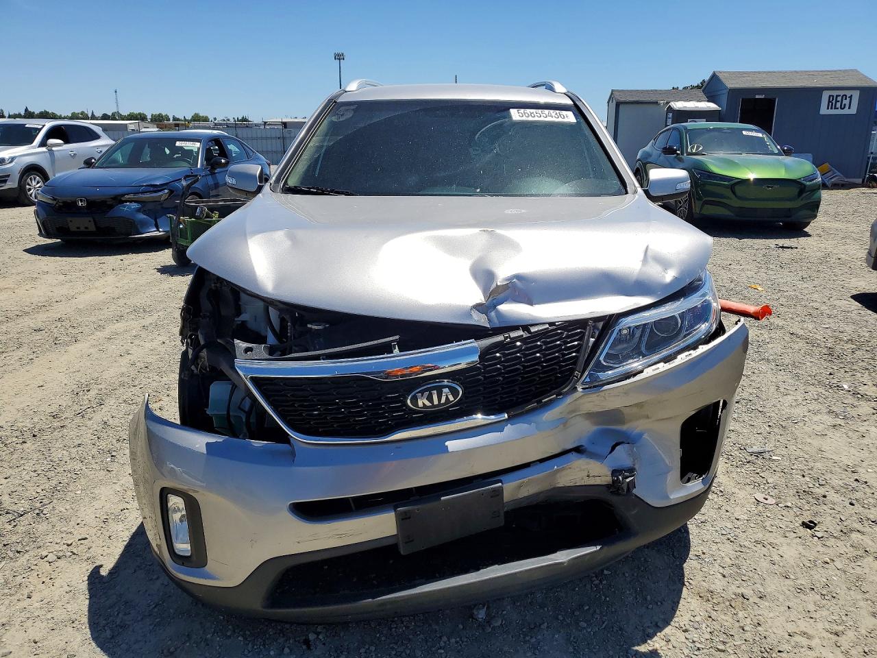 2014 Kia Sorento Lx Silver vin: 5XYKT3A63EG478645