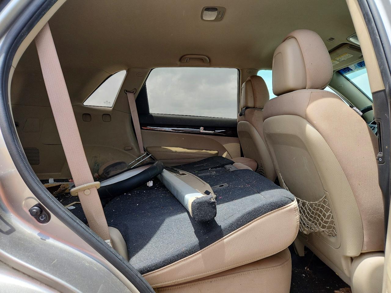 2014 Kia Sorento Lx Silver vin: 5XYKT3A63EG481805
