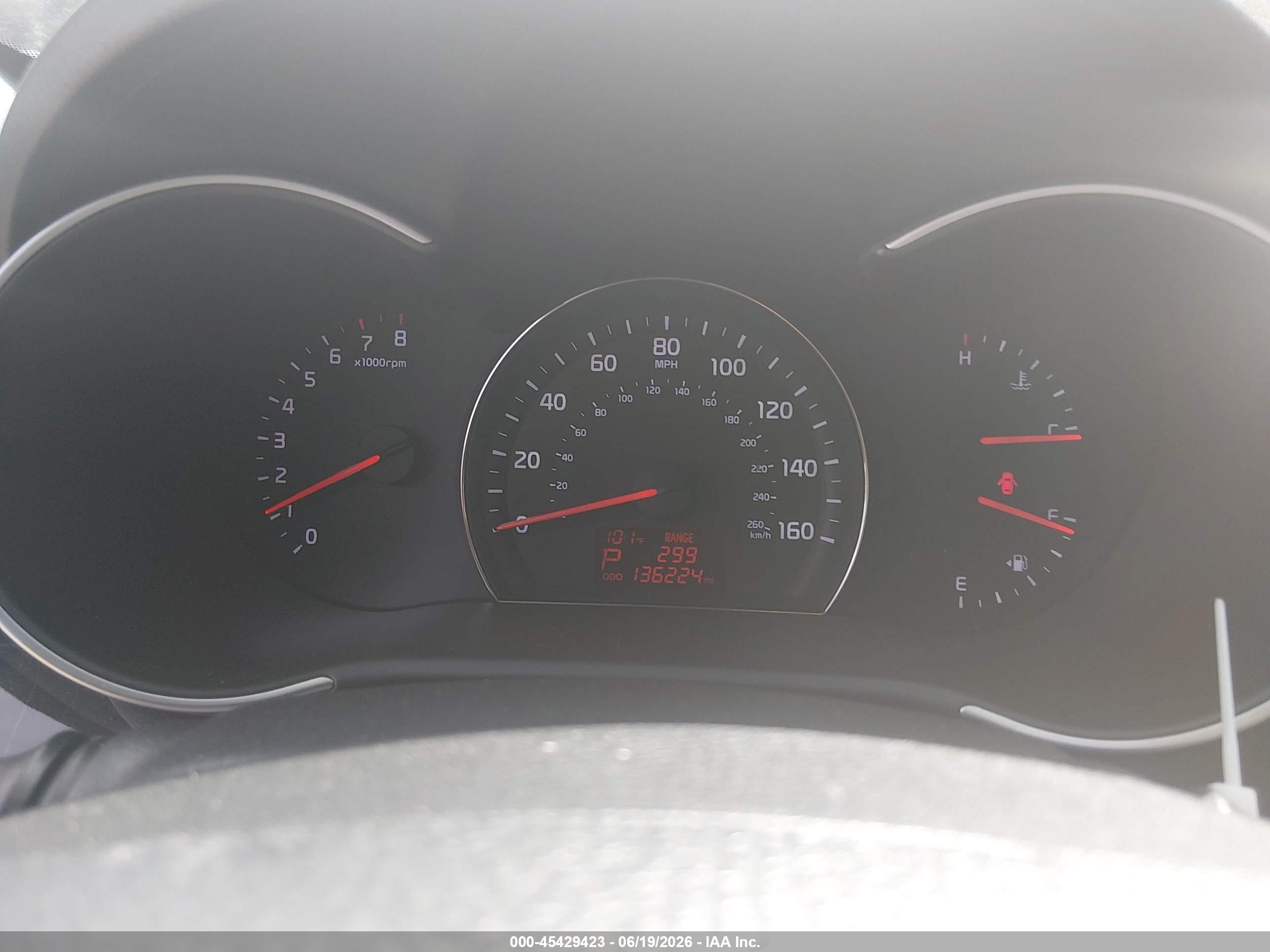 2014 Kia Sorento Lx Черный vin: 5XYKT3A63EG513409