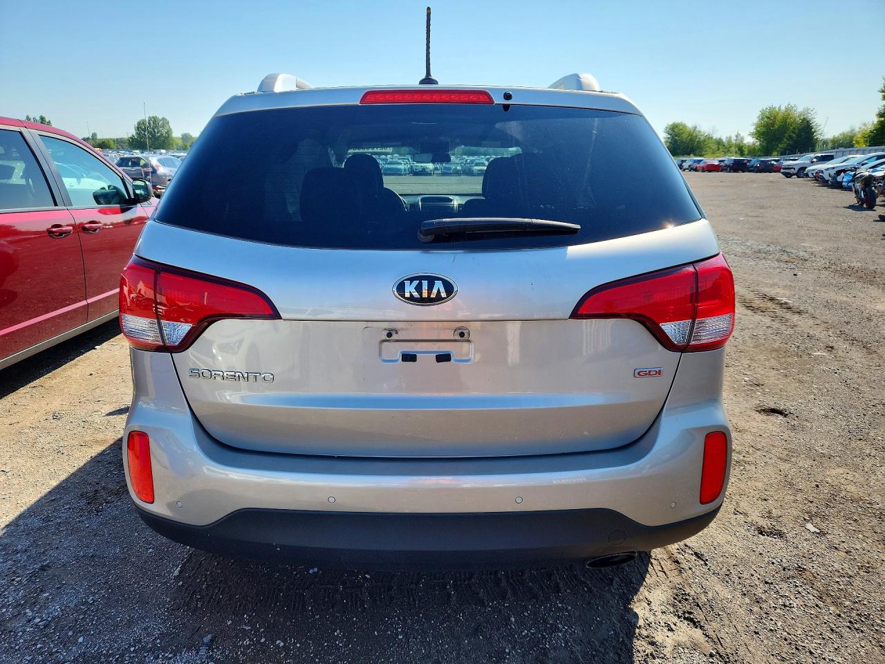 2014 Kia Sorento Lx Silver vin: 5XYKT3A63EG525477