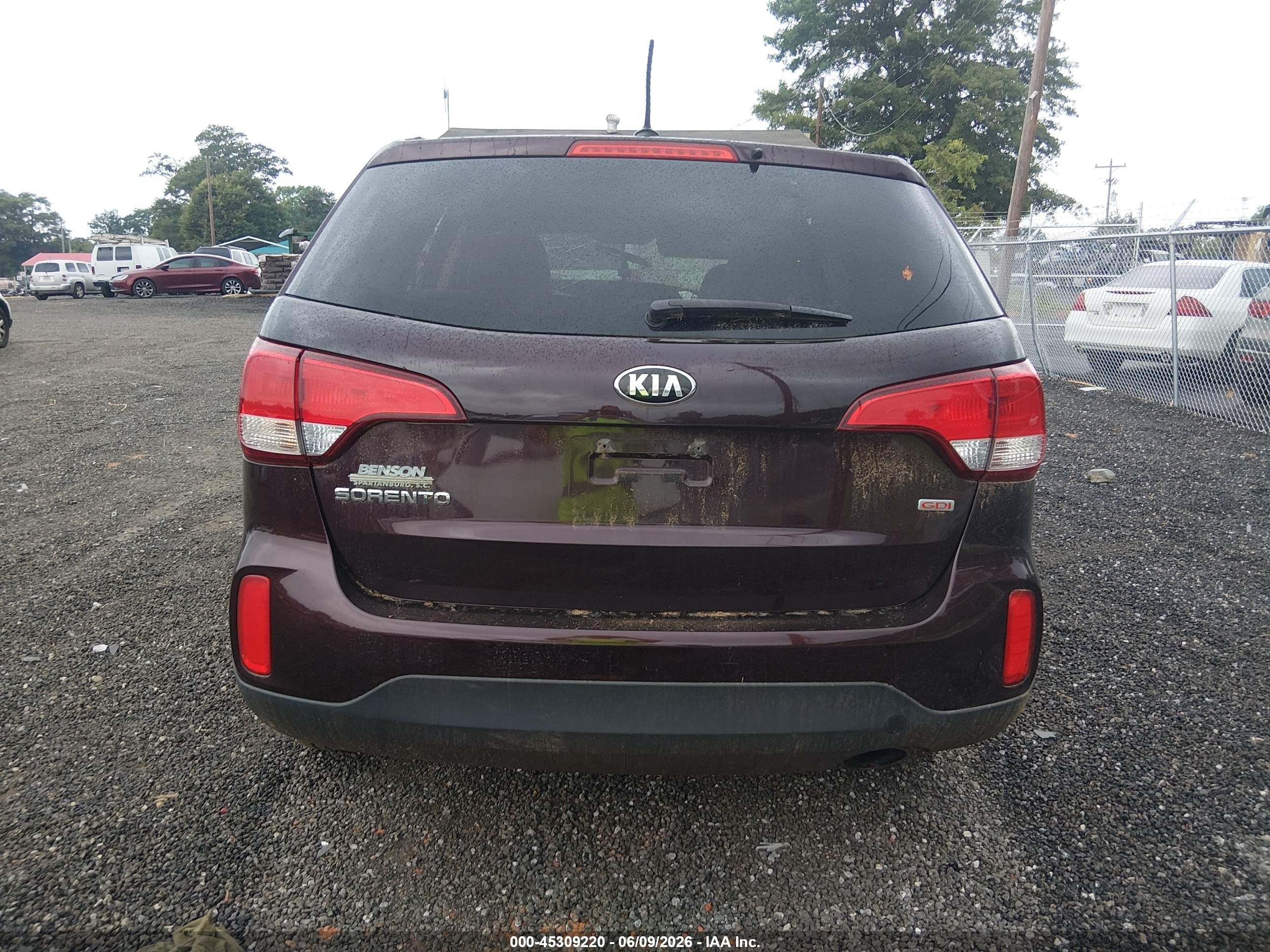 2015 Kia Sorento Lx Burgundy vin: 5XYKT3A63FG576835