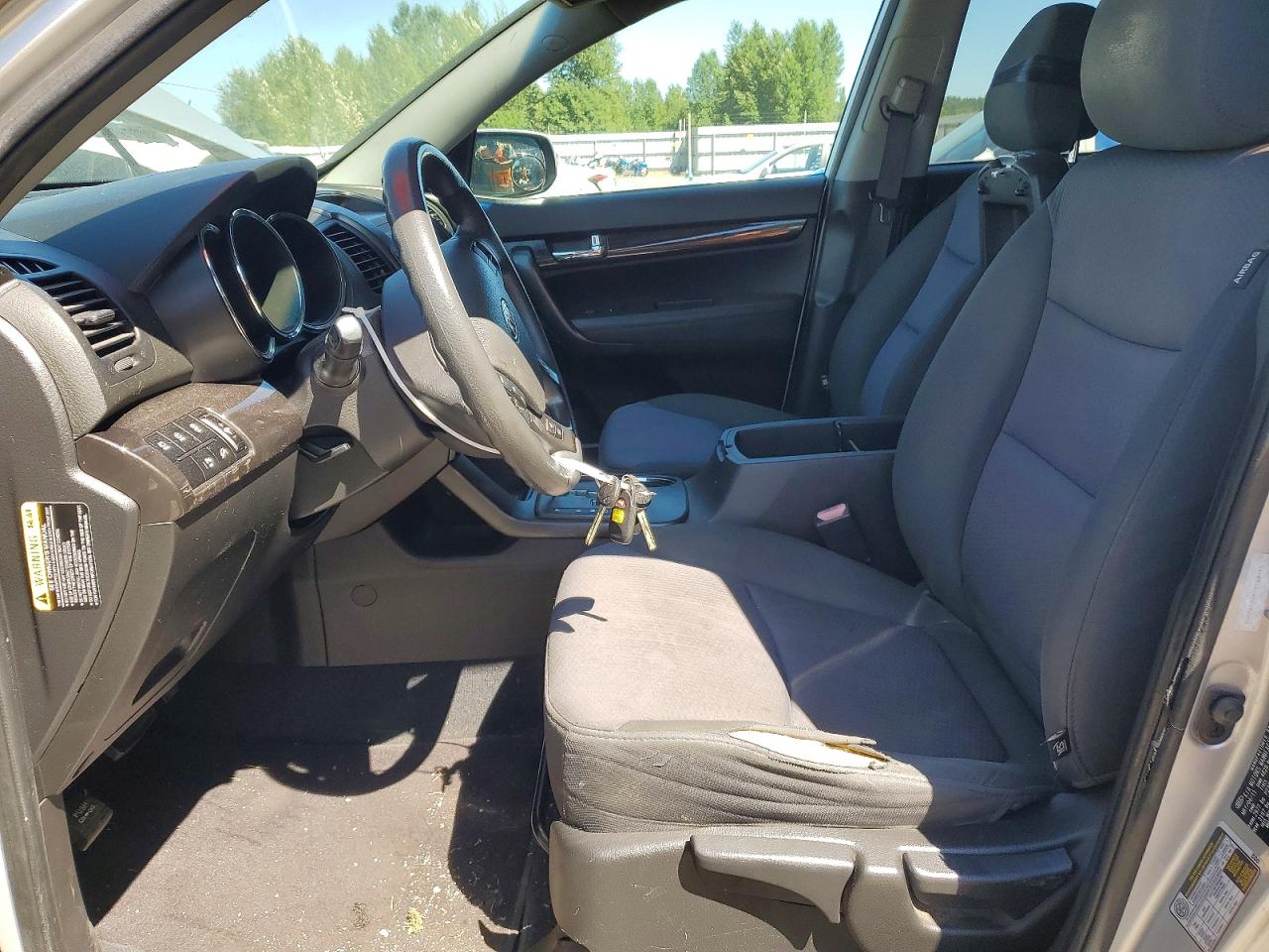 2012 Kia Sorento Lx Серебряный vin: 5XYKT3A64CG192851