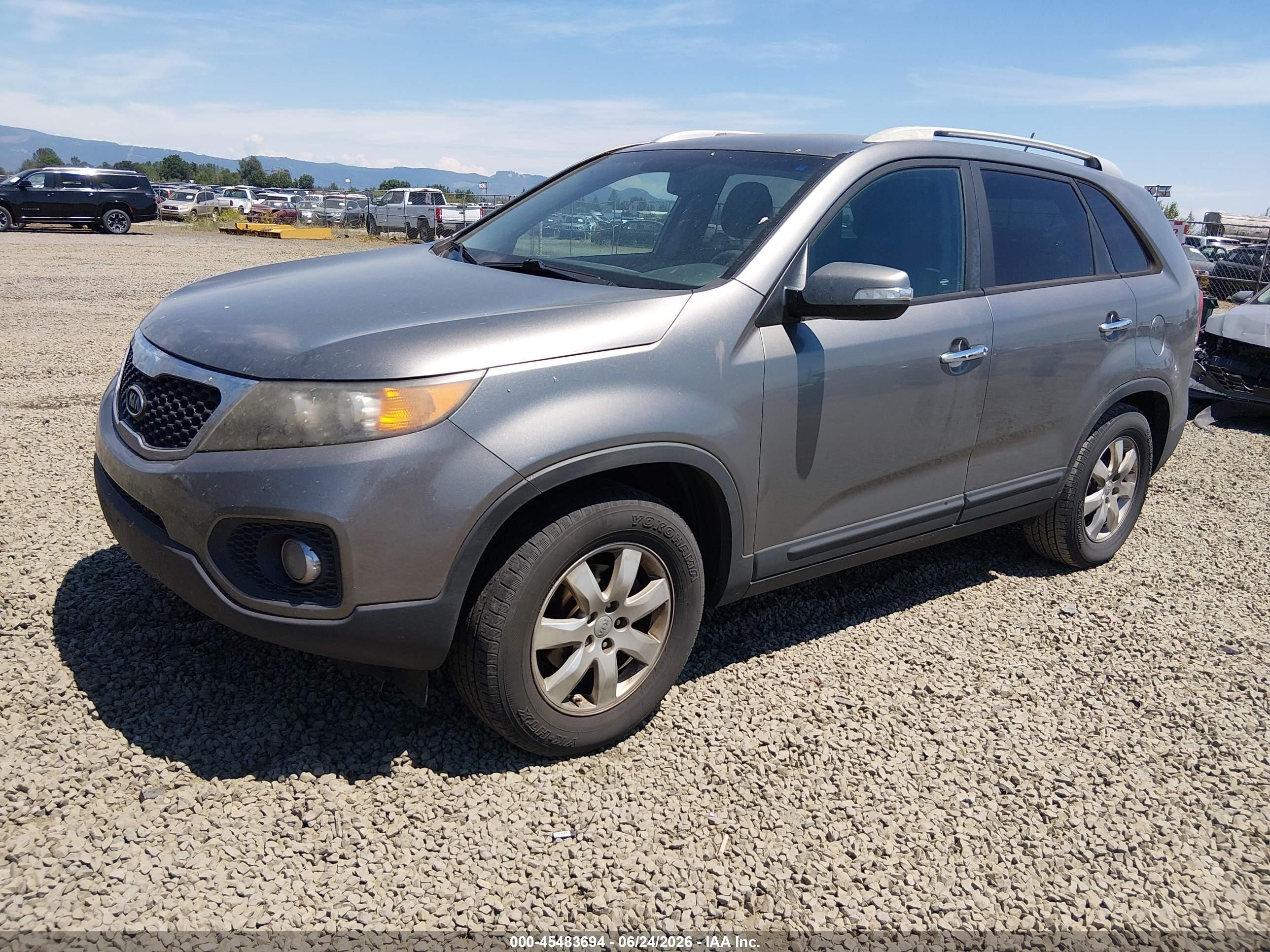 2012 Kia Sorento Lx Gray vin: 5XYKT3A64CG210054