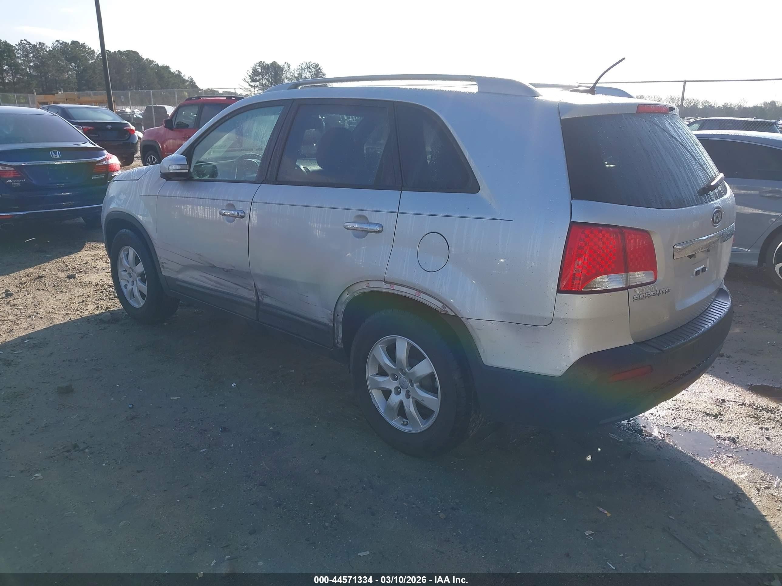 2012 Kia Sorento Lx Gray vin: 5XYKT3A64CG270531