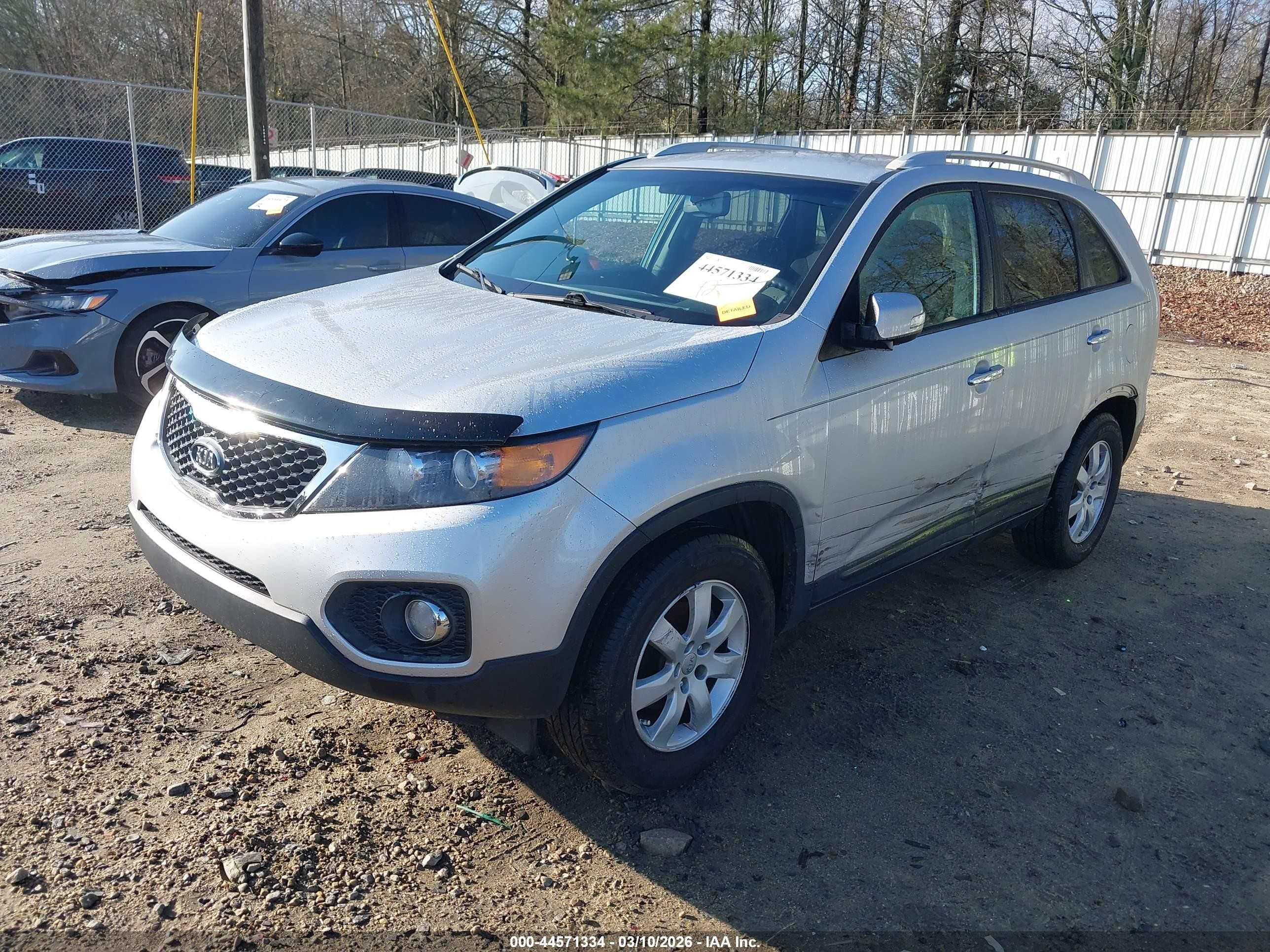 2012 Kia Sorento Lx Gray vin: 5XYKT3A64CG270531