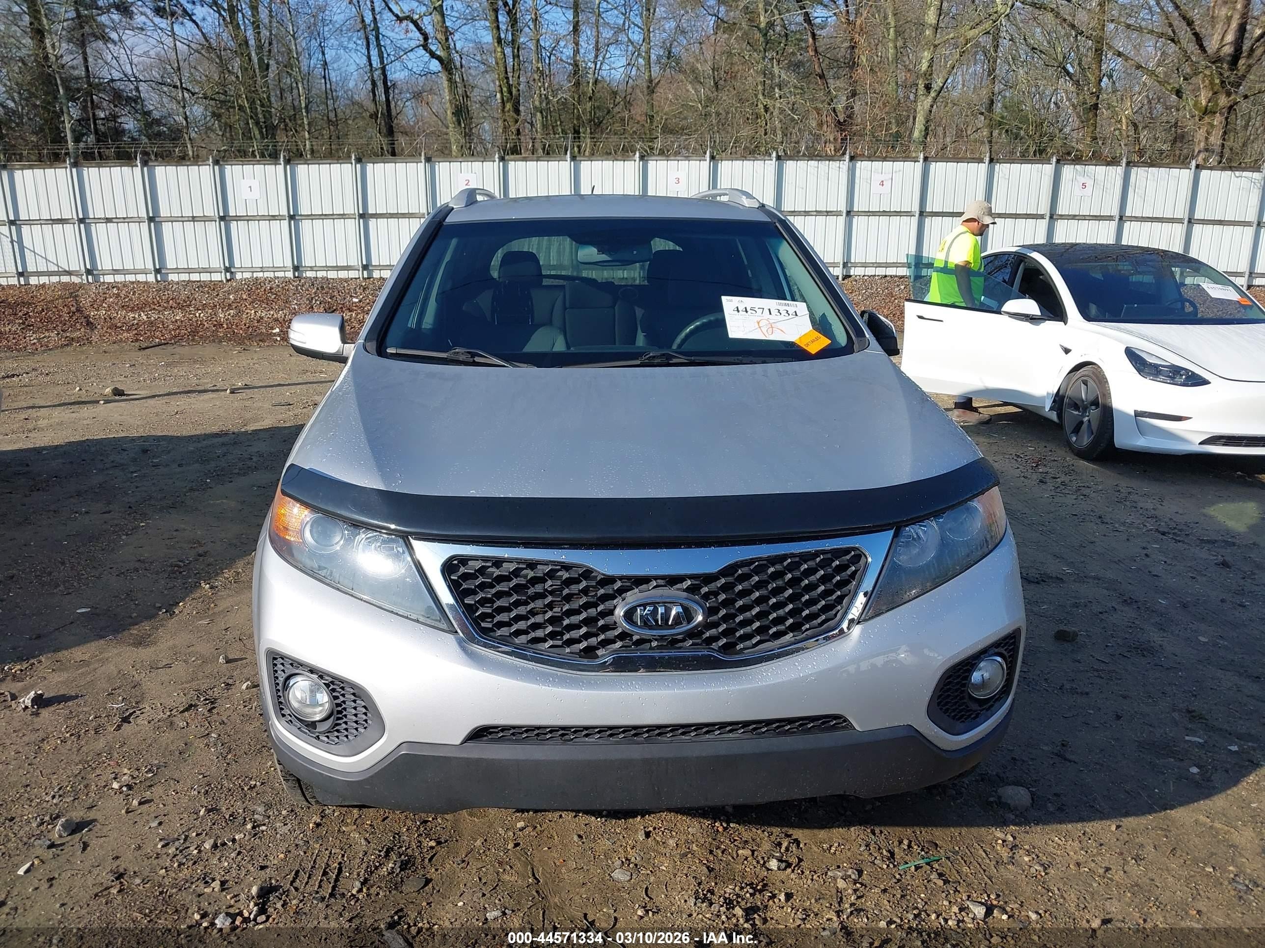 2012 Kia Sorento Lx Gray vin: 5XYKT3A64CG270531