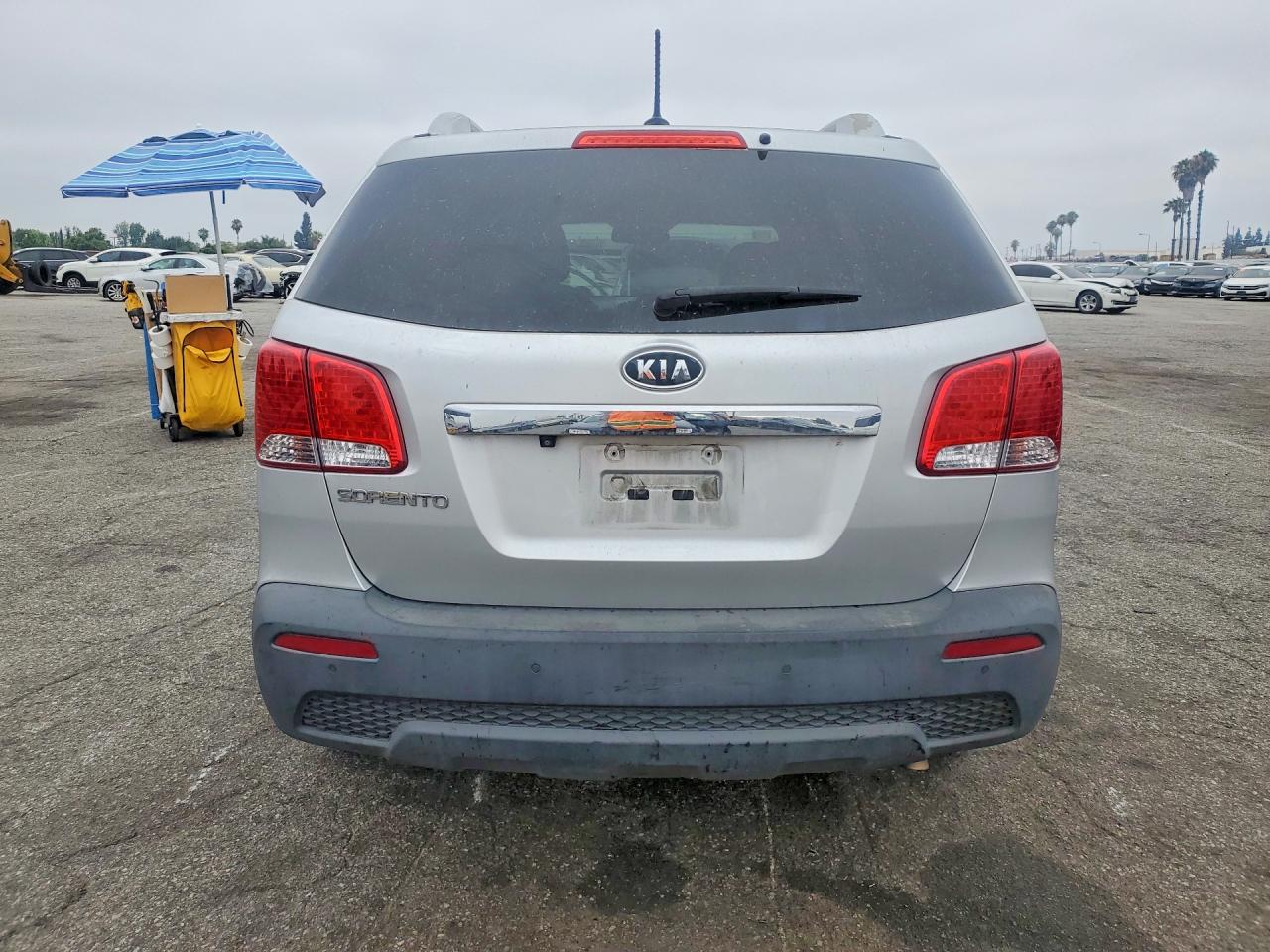 2013 Kia Sorento Lx Silver vin: 5XYKT3A64DG313301