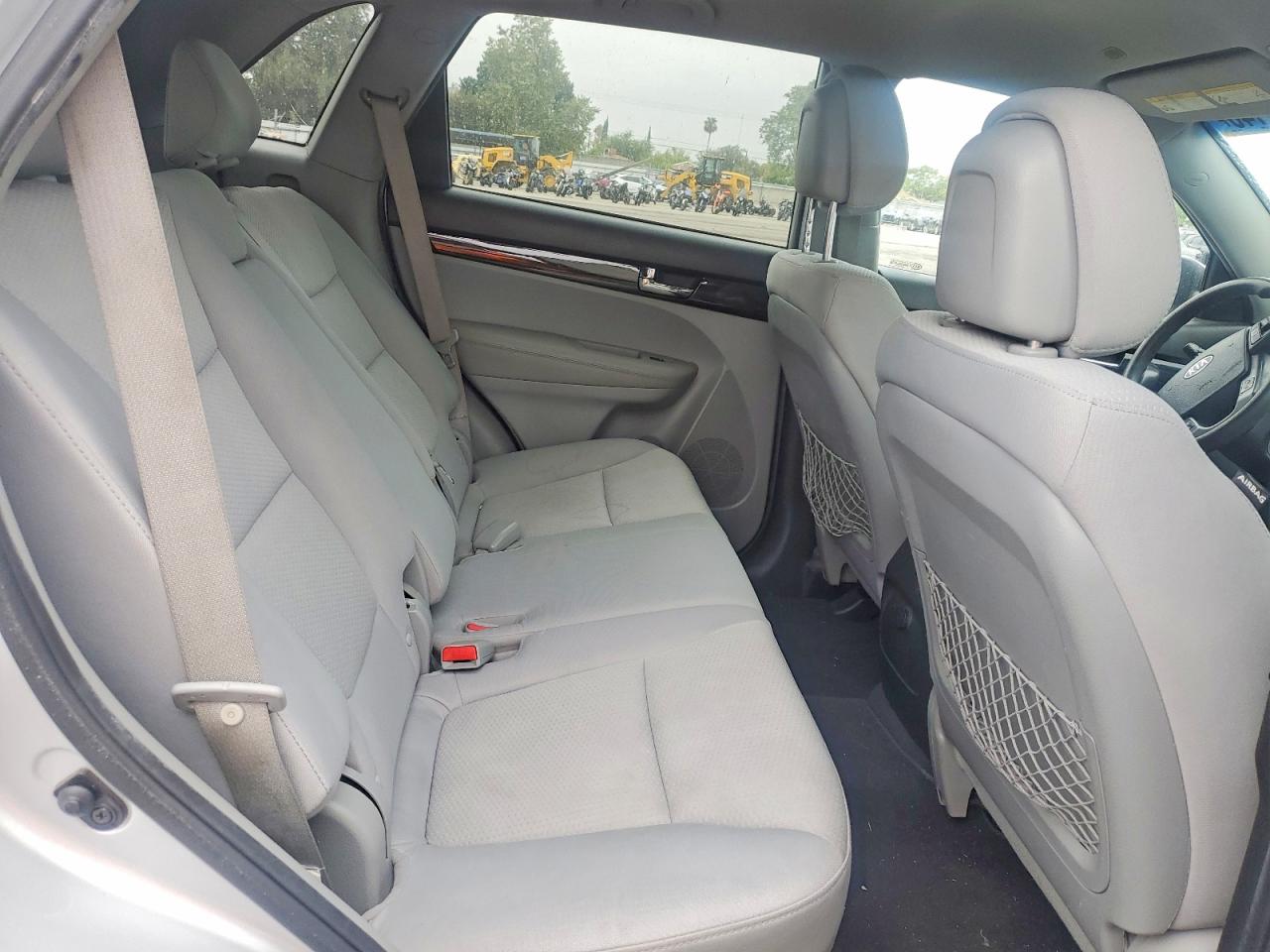 2013 Kia Sorento Lx Silver vin: 5XYKT3A64DG313301