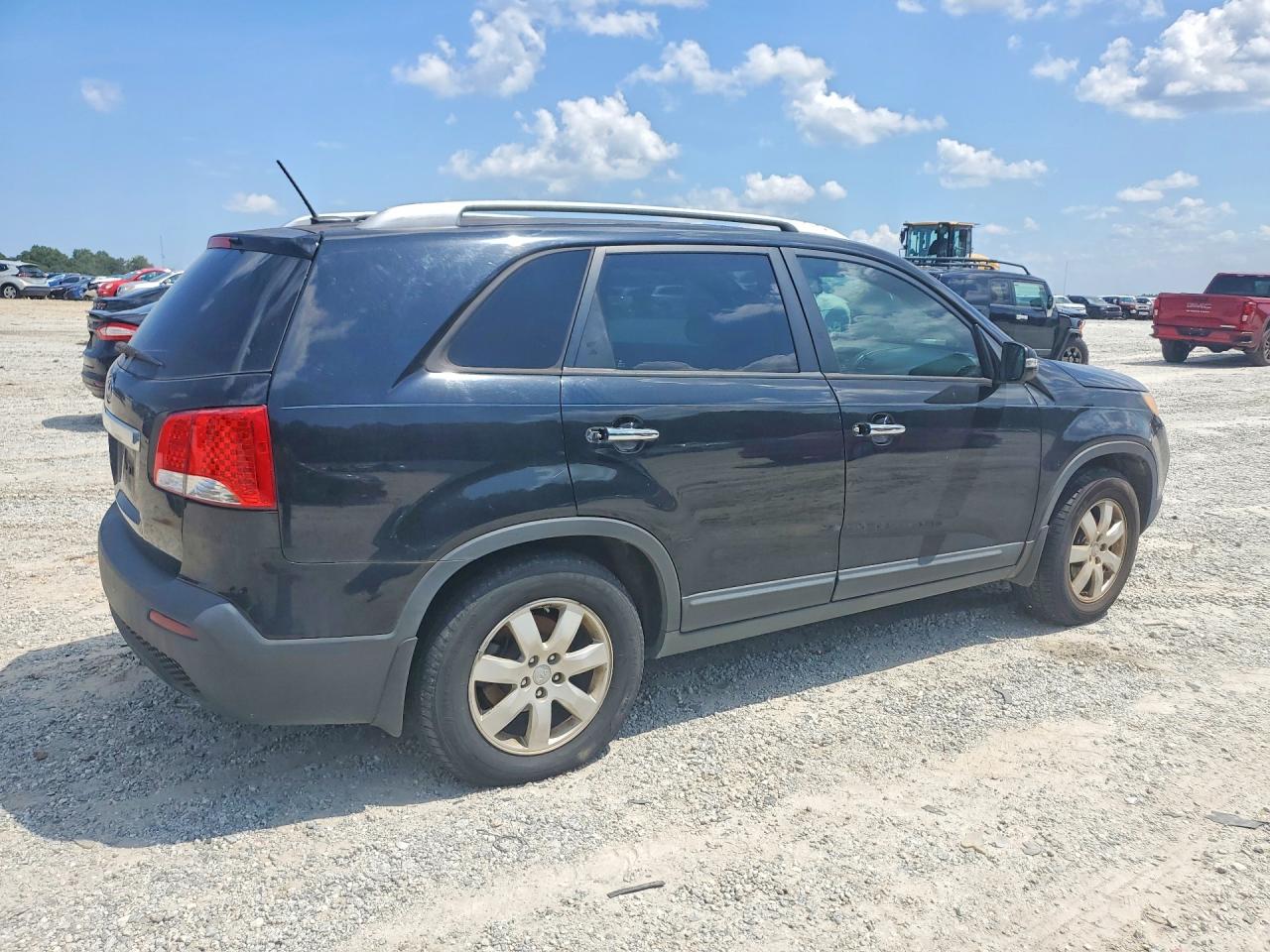 2013 Kia Sorento Lx Black vin: 5XYKT3A64DG364040