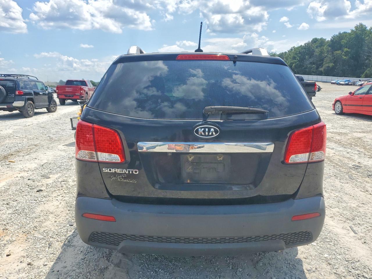 2013 Kia Sorento Lx Black vin: 5XYKT3A64DG364040