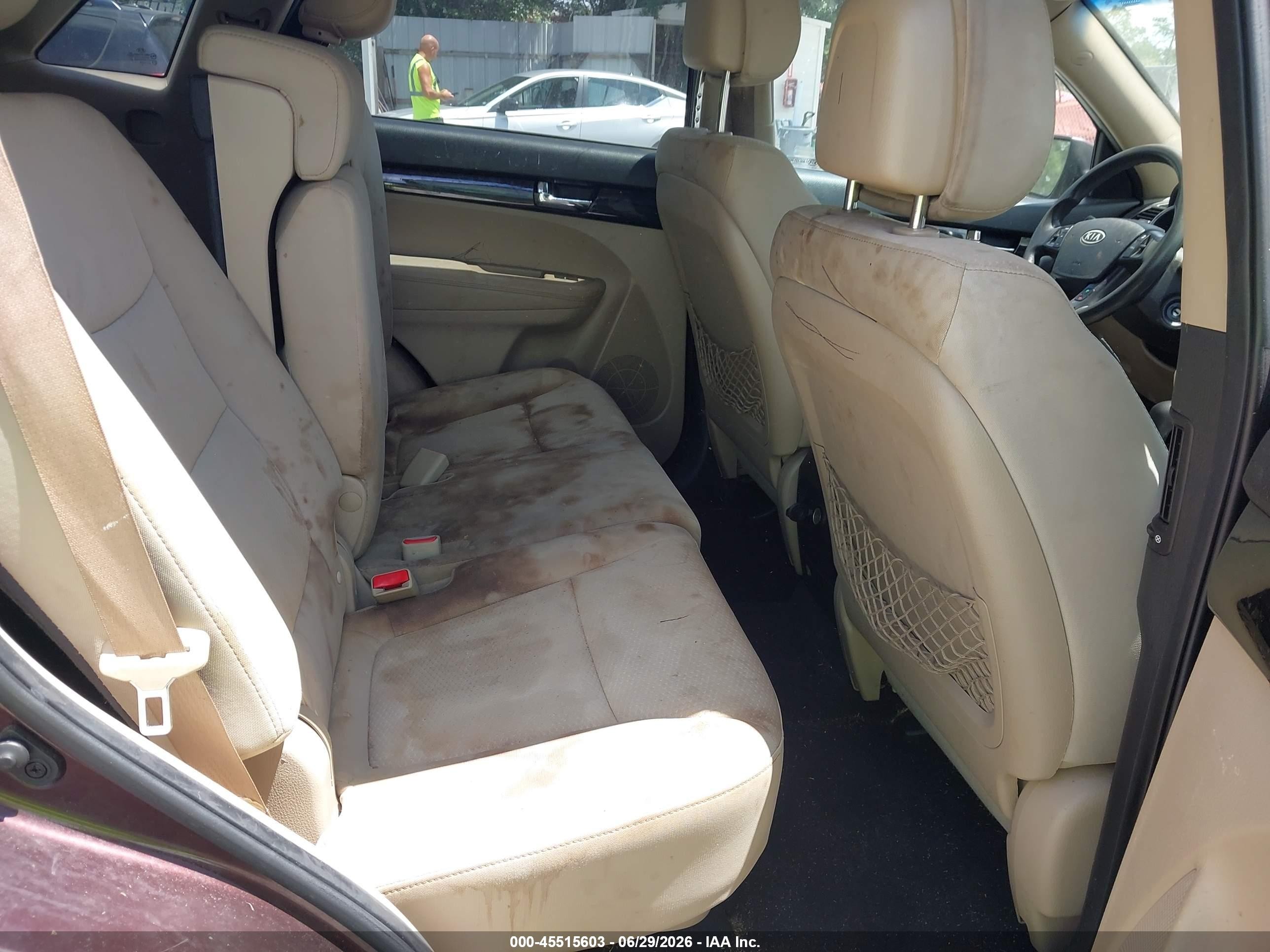 2013 Kia Sorento Lx Purple vin: 5XYKT3A64DG388127