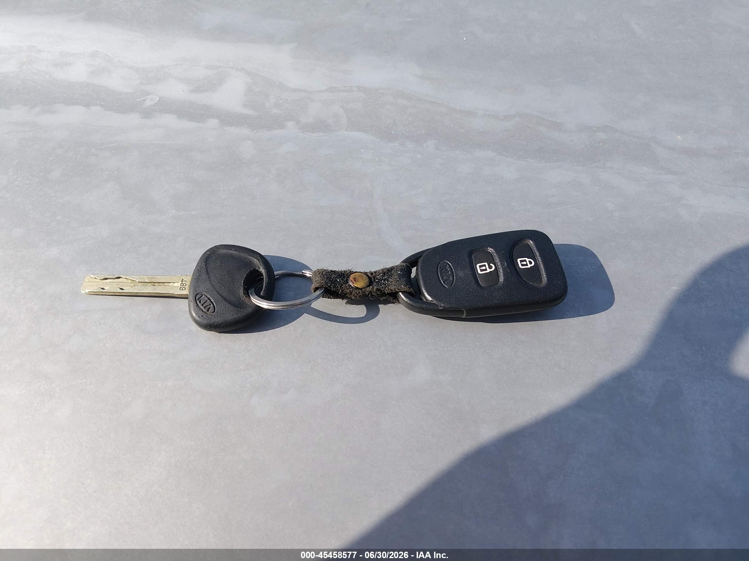 2013 Kia Sorento Lx Черный vin: 5XYKT3A64DG423426