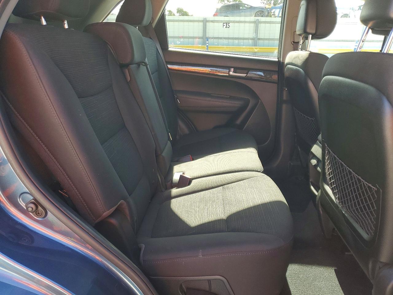 2014 Kia Sorento Lx Blue vin: 5XYKT3A64EG443385
