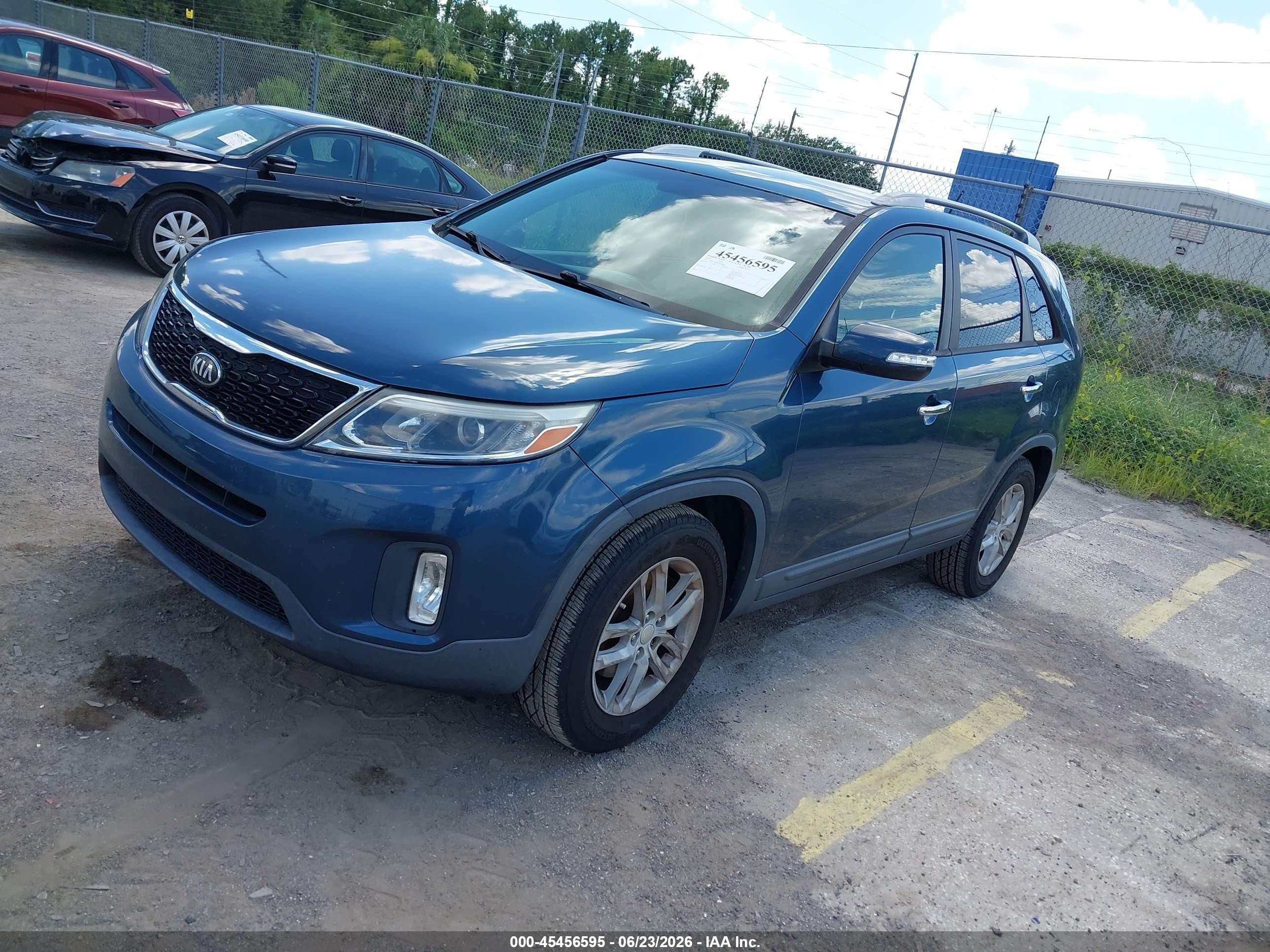 2014 Kia Sorento Lx Blue vin: 5XYKT3A64EG504640