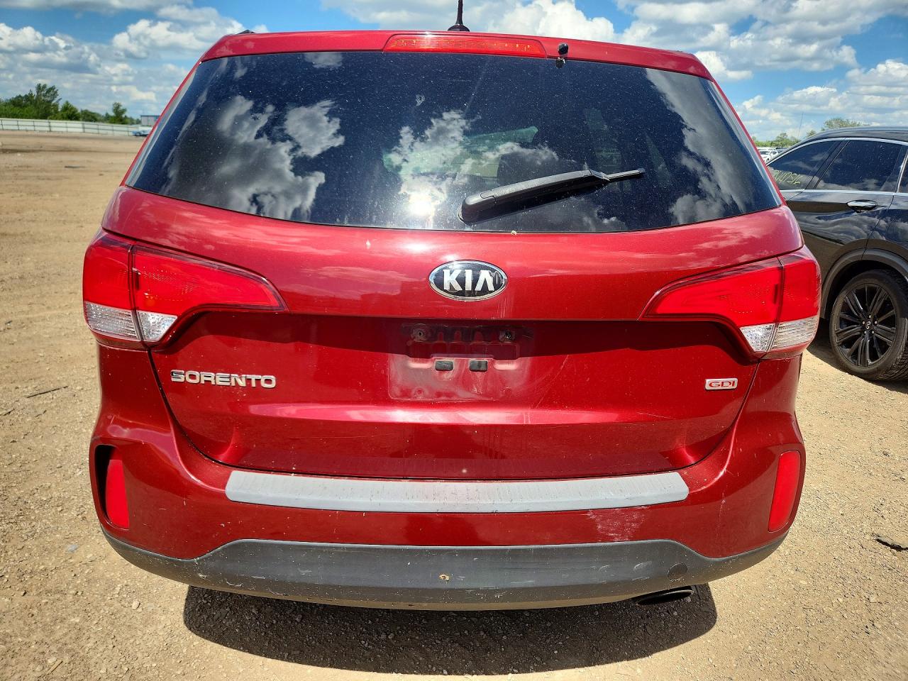 2015 Kia Sorento Burgundy vin: 5XYKT3A64FG578450