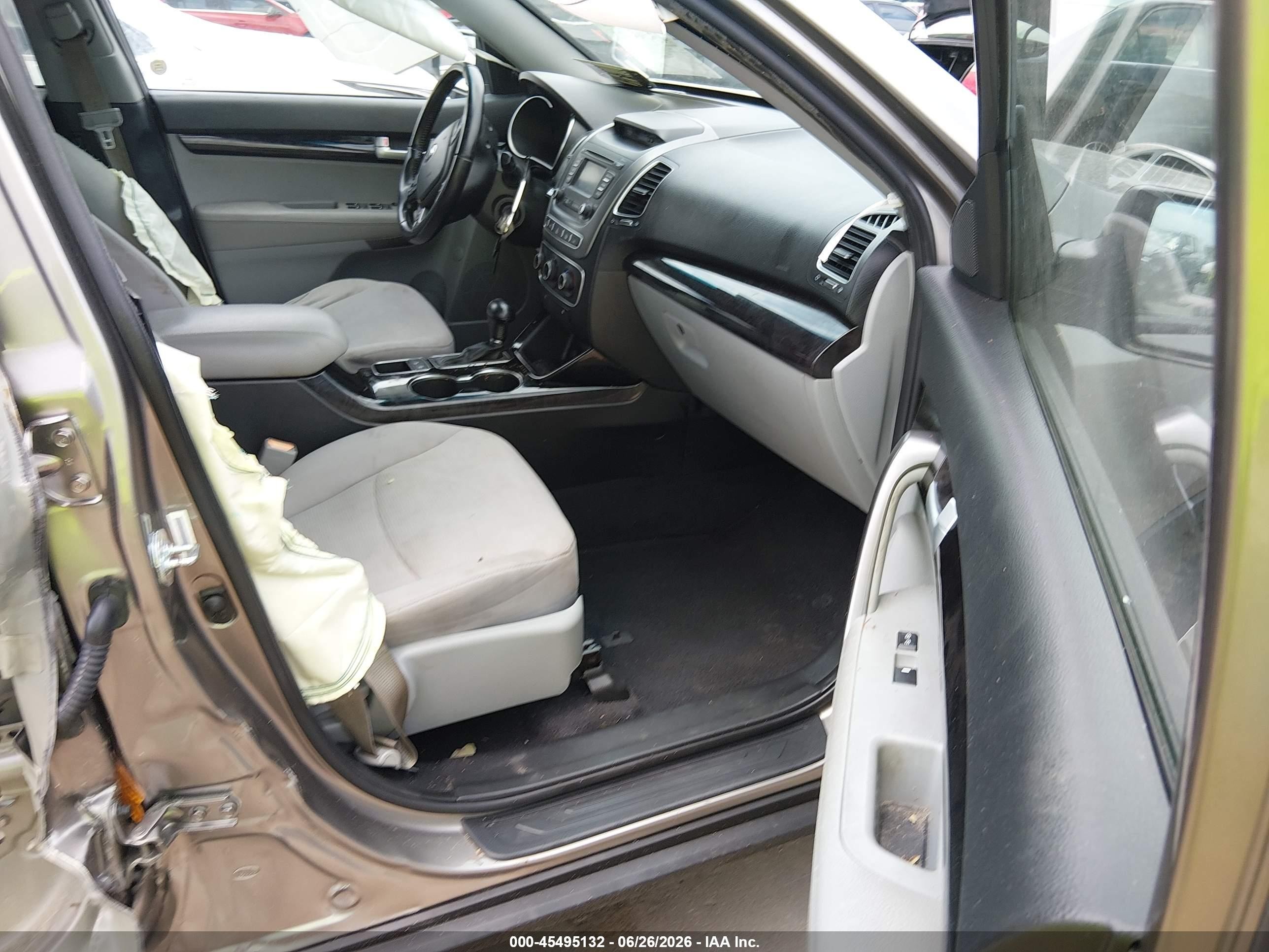 2015 Kia Sorento Lx Gray vin: 5XYKT3A64FG615139