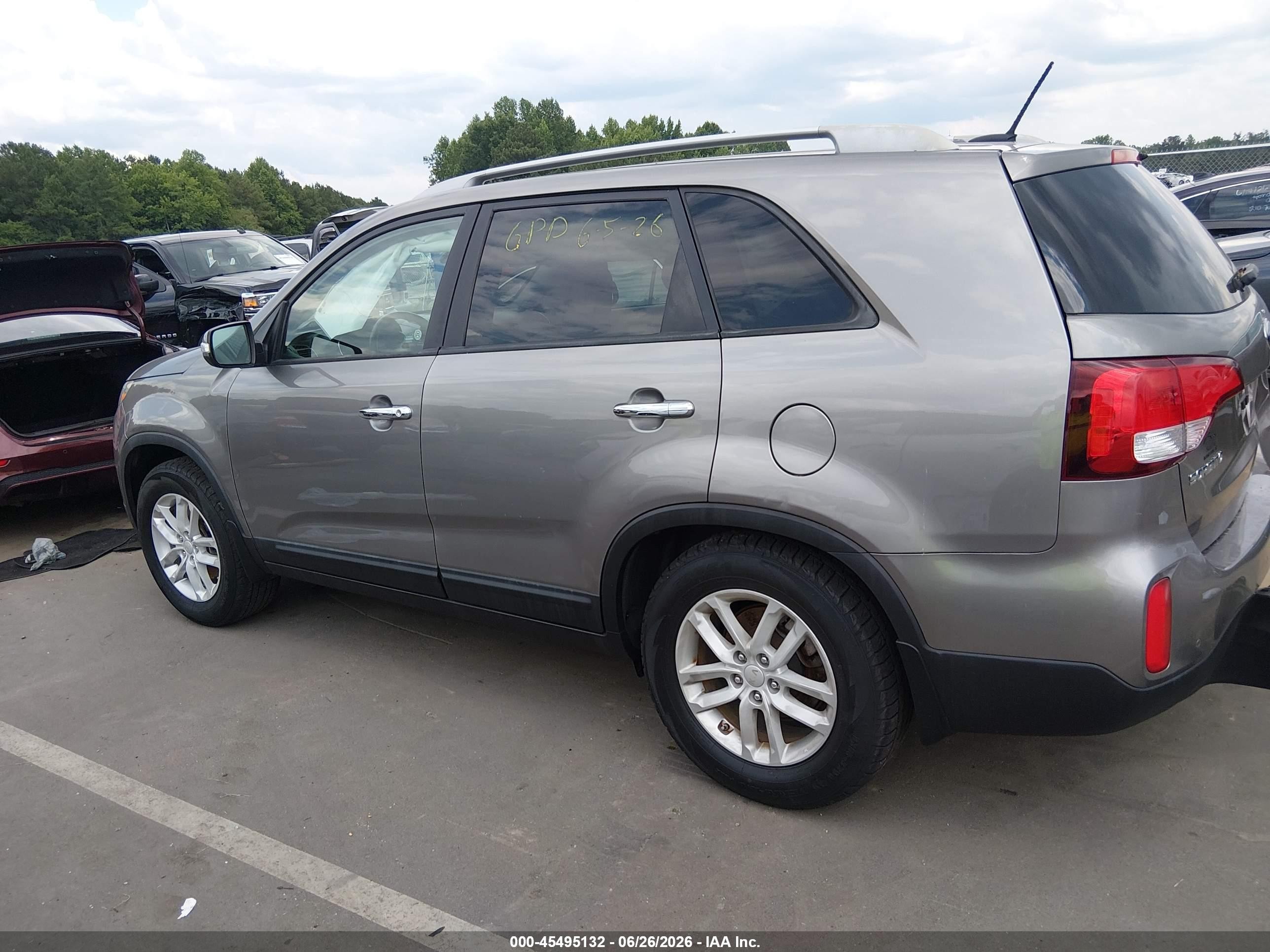 2015 Kia Sorento Lx Gray vin: 5XYKT3A64FG615139