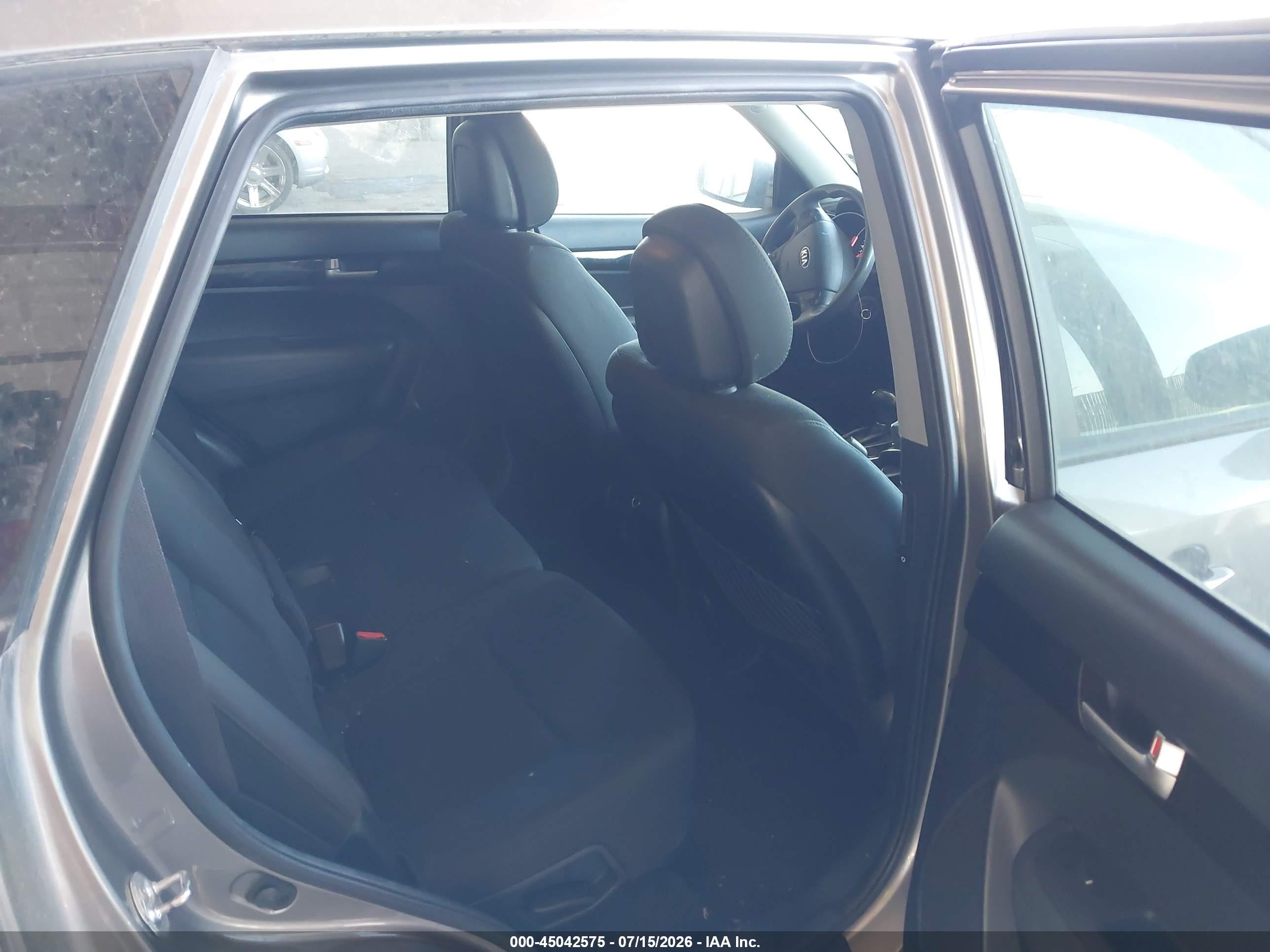 2015 Kia Sorento Lx Gray vin: 5XYKT3A64FG625752
