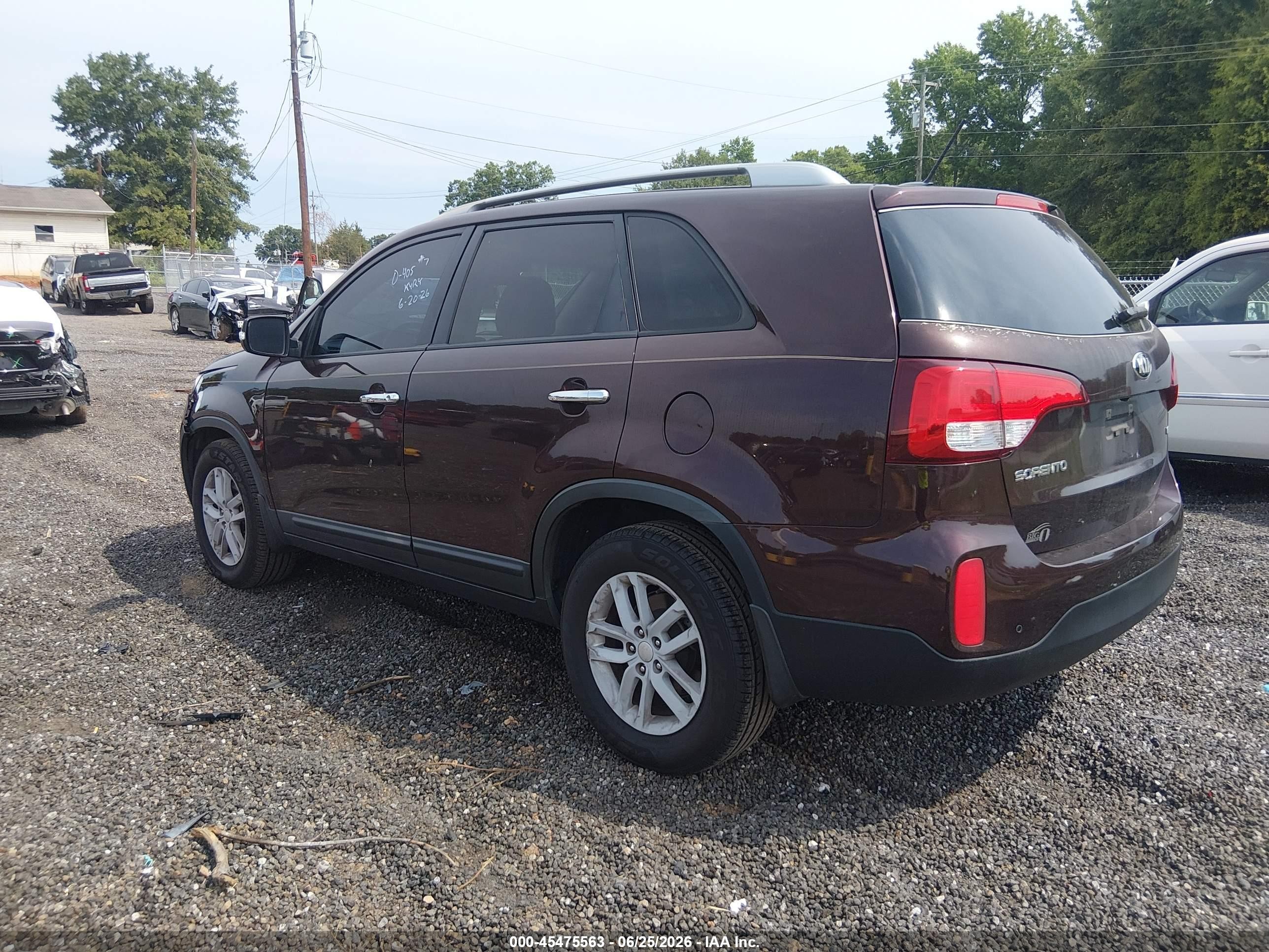 2015 Kia Sorento Lx Maroon vin: 5XYKT3A64FG646052