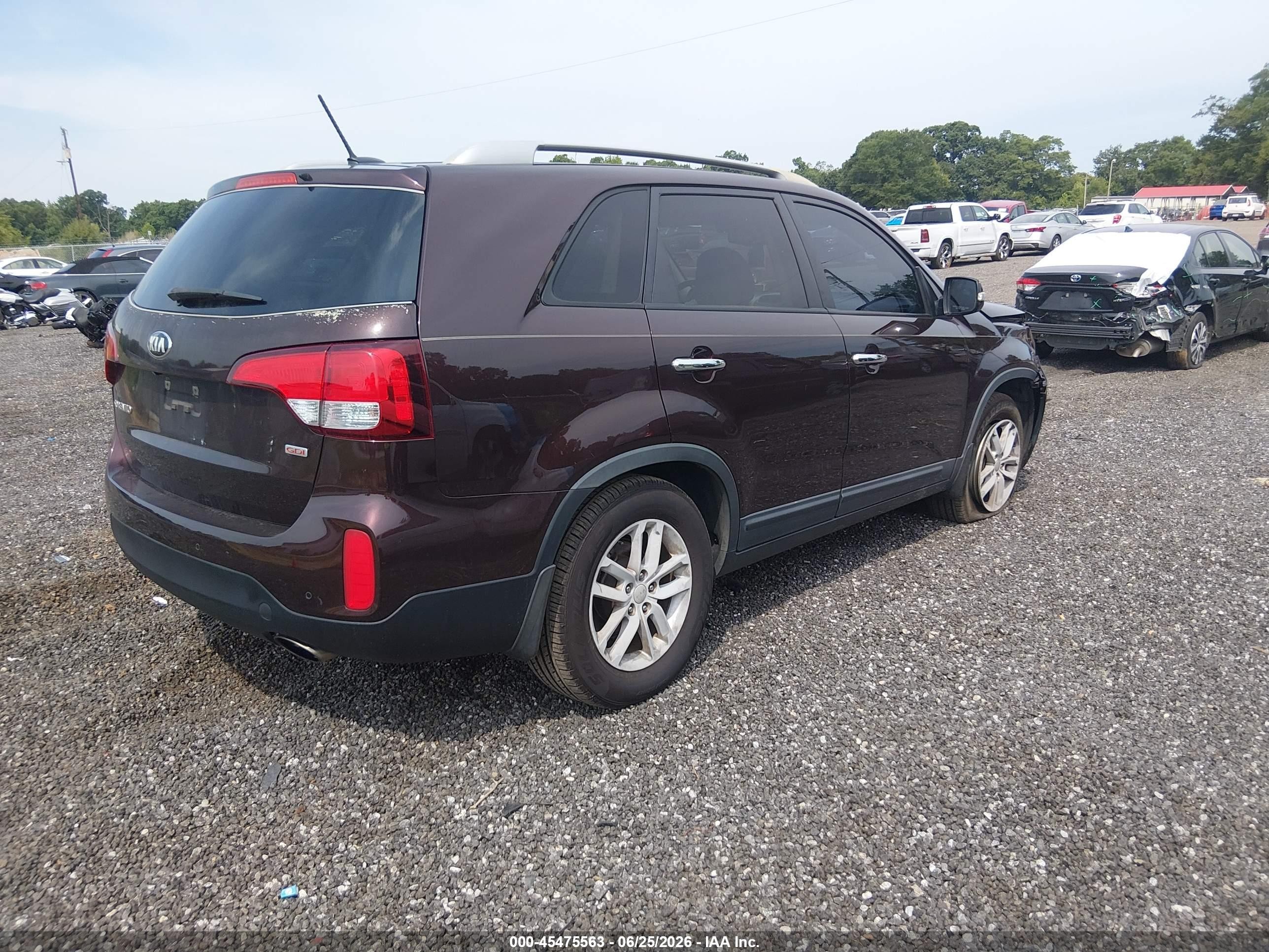 2015 Kia Sorento Lx Maroon vin: 5XYKT3A64FG646052