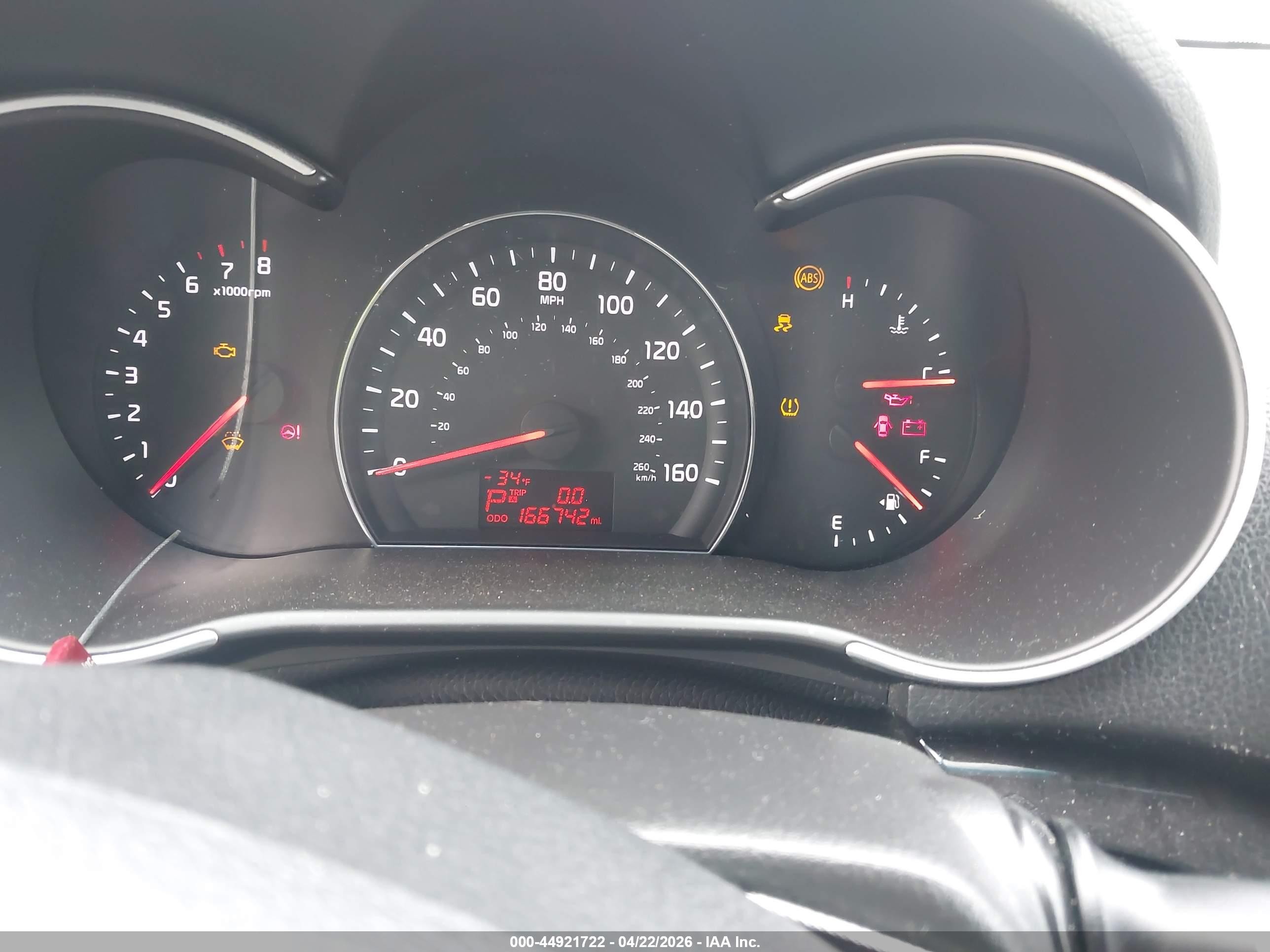 2015 Kia Sorento Lx Red vin: 5XYKT3A64FG662171