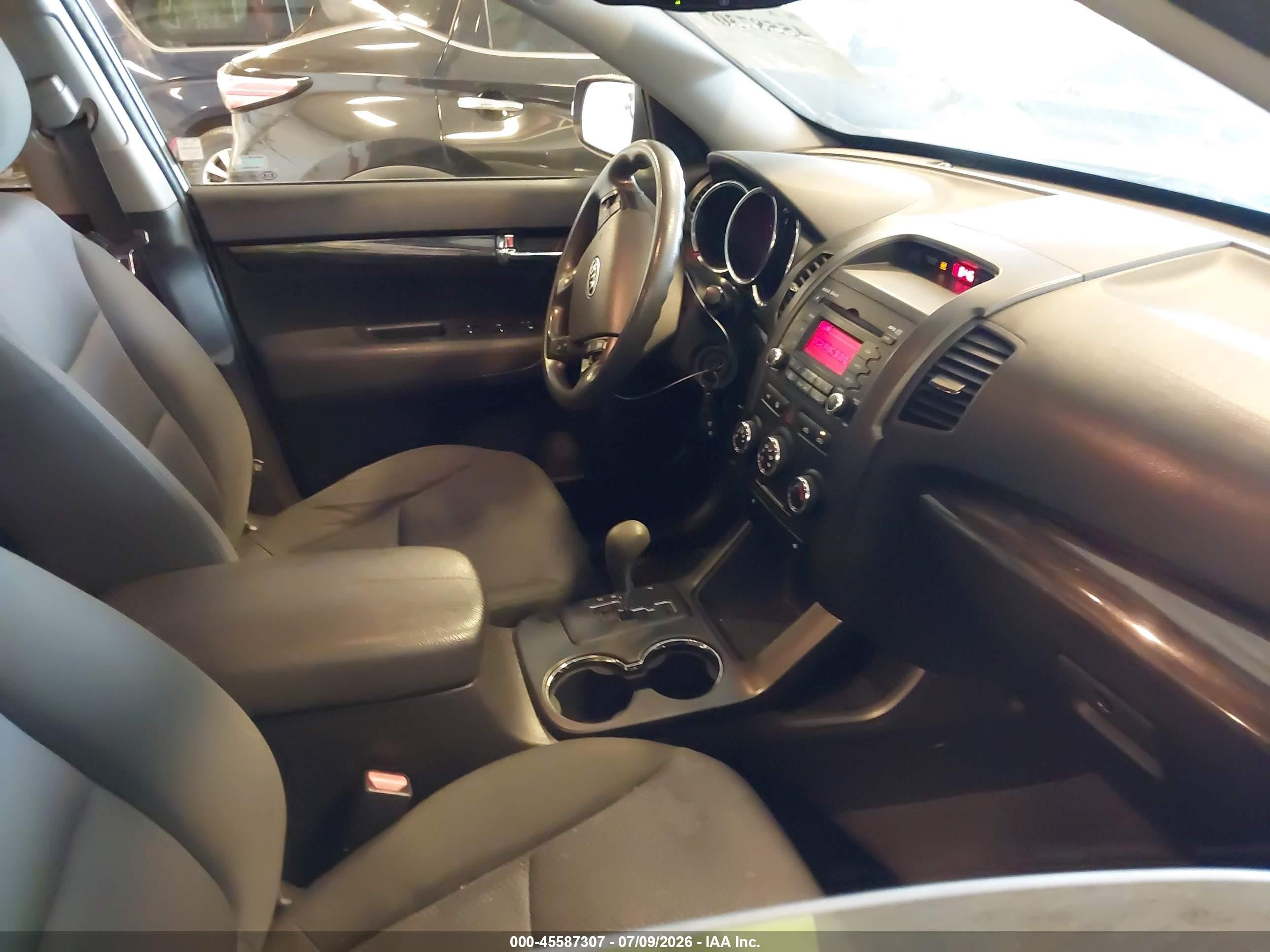 2012 Kia Sorento Lx Gray vin: 5XYKT3A65CG190395