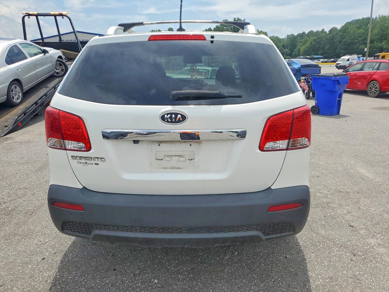 2012 Kia Sorento Lx White vin: 5XYKT3A65CG238932