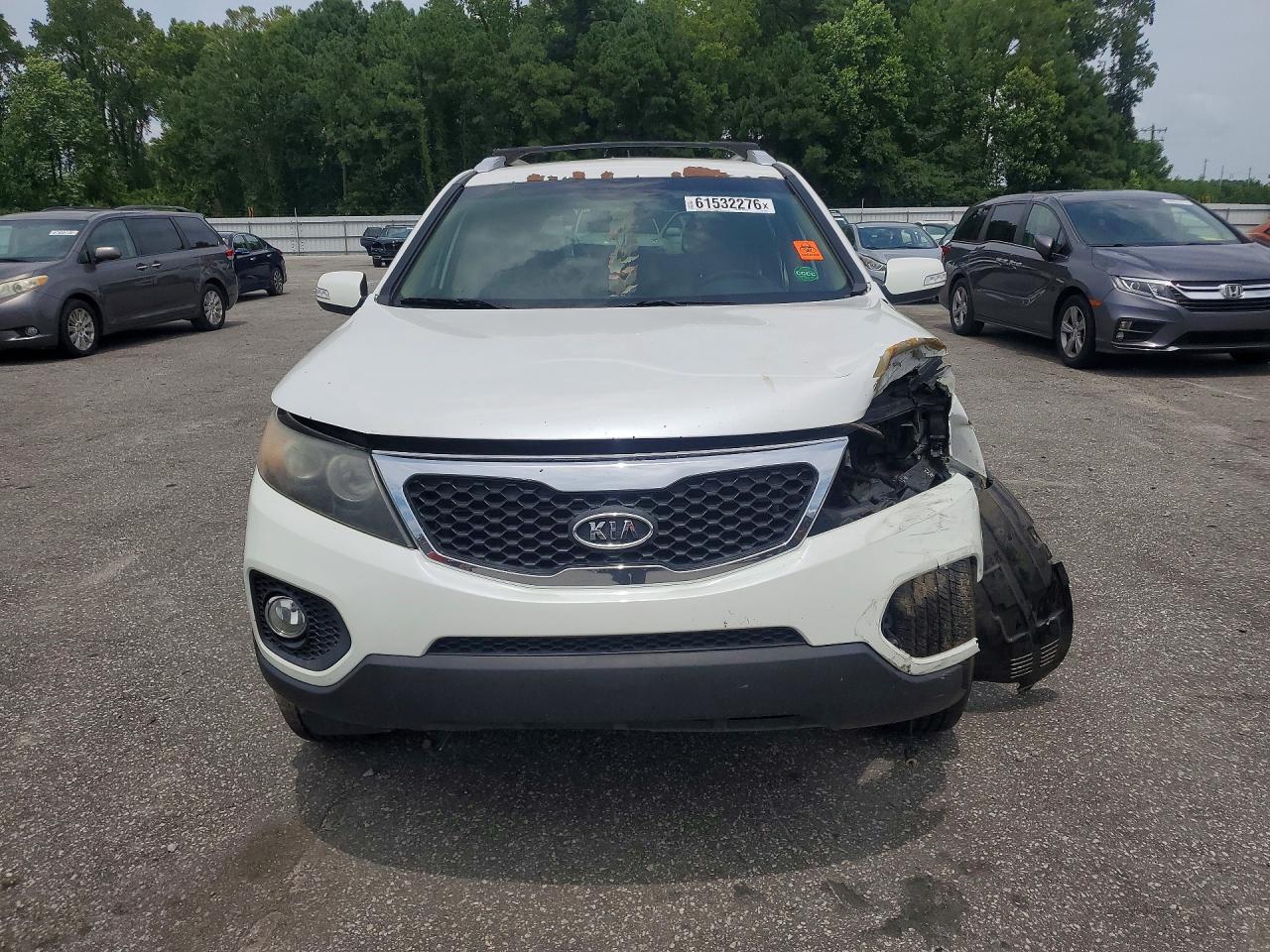 2012 Kia Sorento Lx White vin: 5XYKT3A65CG238932