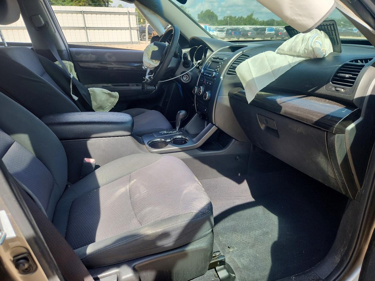 2012 Kia Sorento Lx Gray vin: 5XYKT3A65CG295485