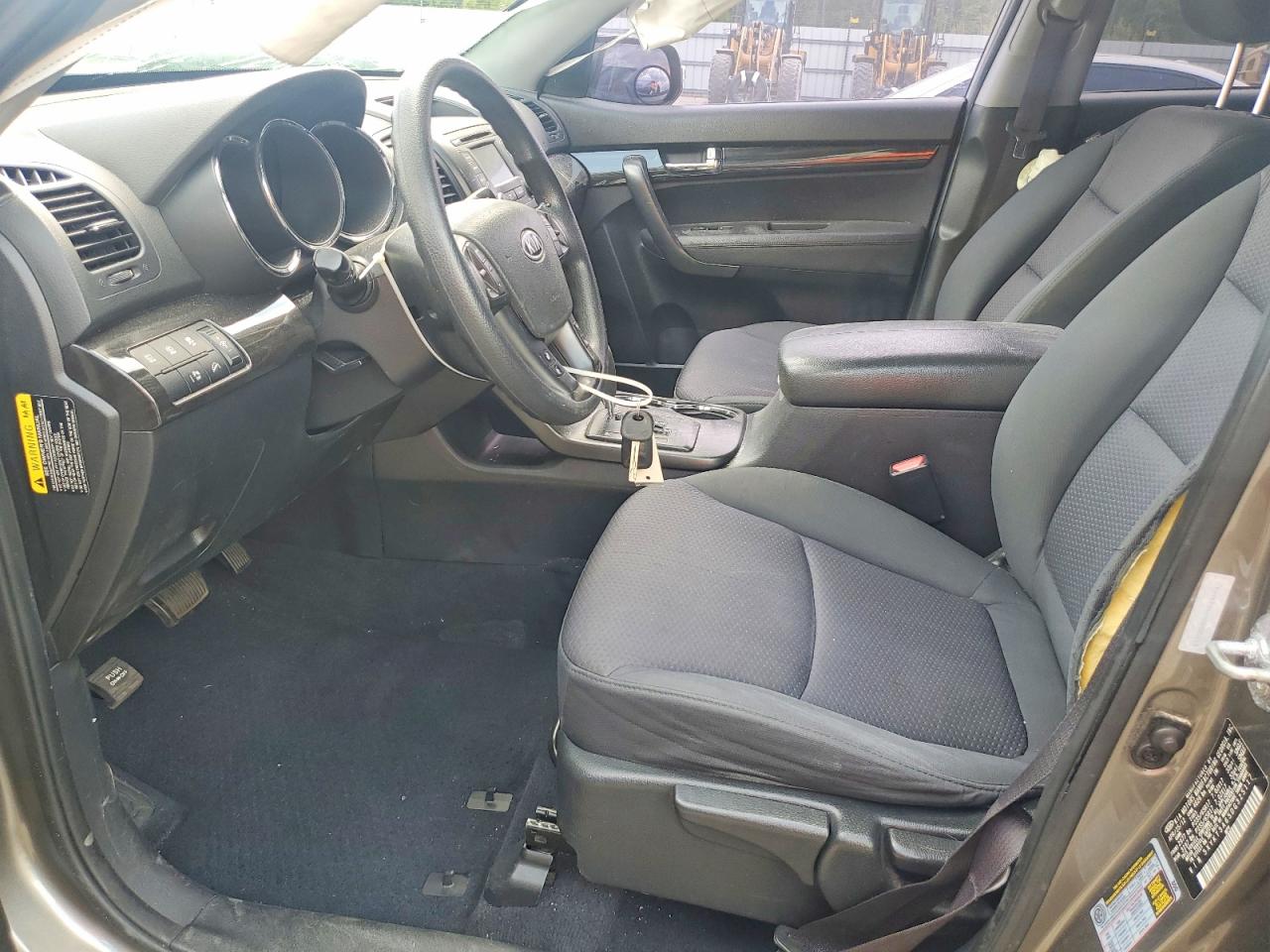 2013 Kia Sorento Lx Серый vin: 5XYKT3A65DG325117