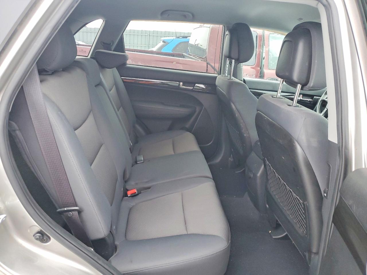 2013 Kia Sorento Lx Silver vin: 5XYKT3A65DG404934