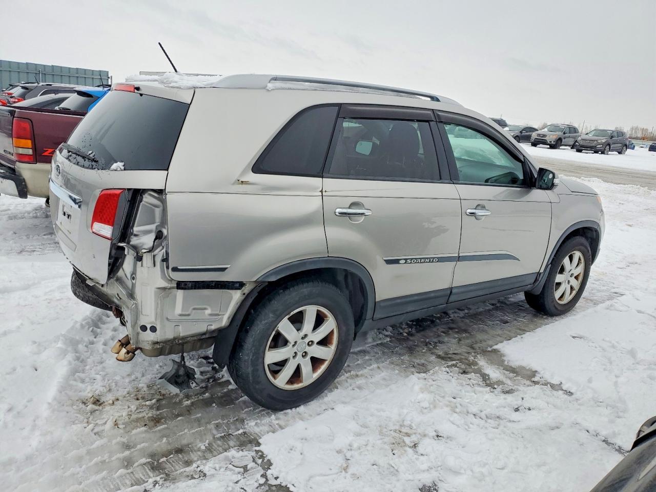2013 Kia Sorento Lx Silver vin: 5XYKT3A65DG404934