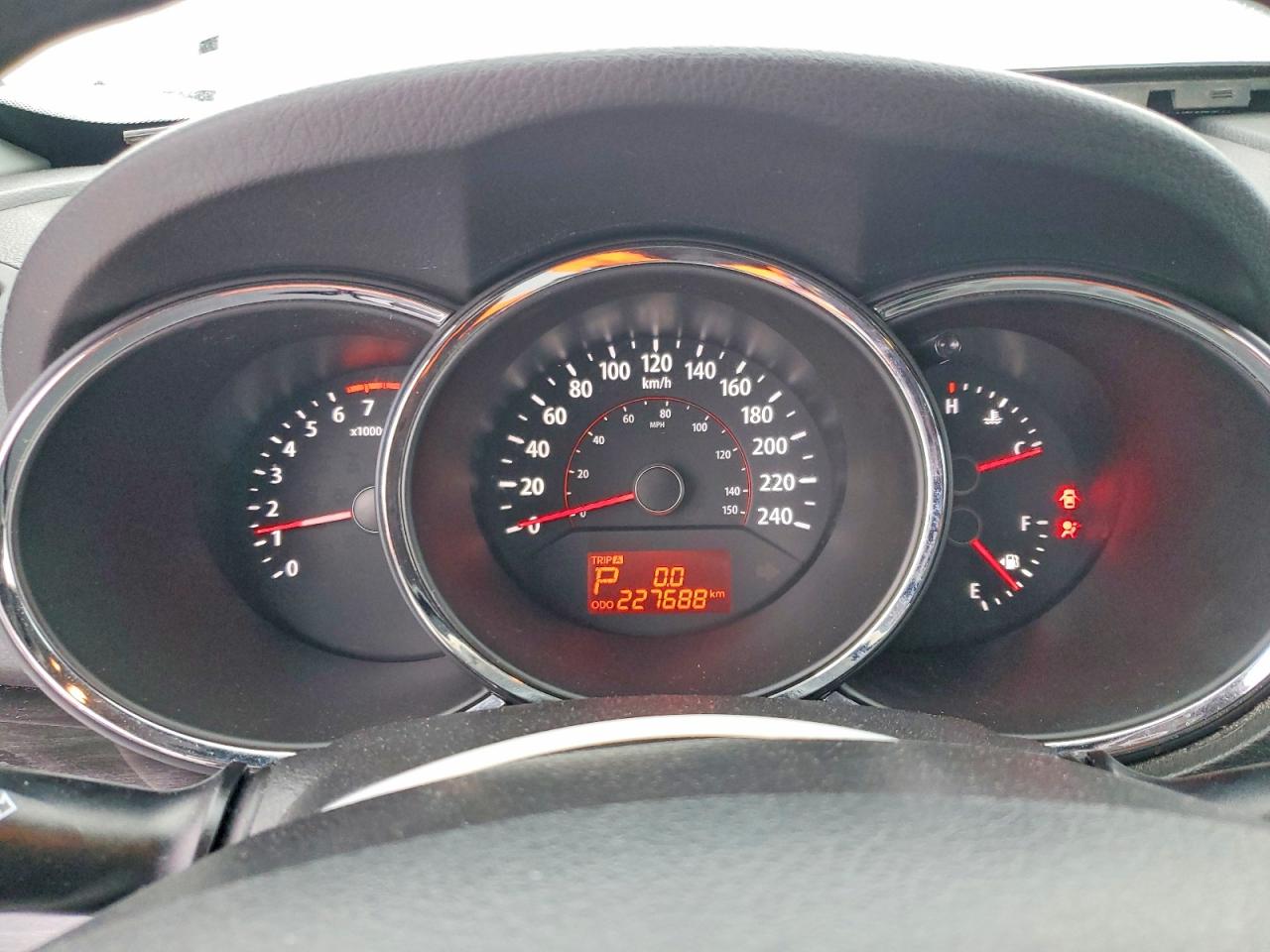2013 Kia Sorento Lx Silver vin: 5XYKT3A65DG404934