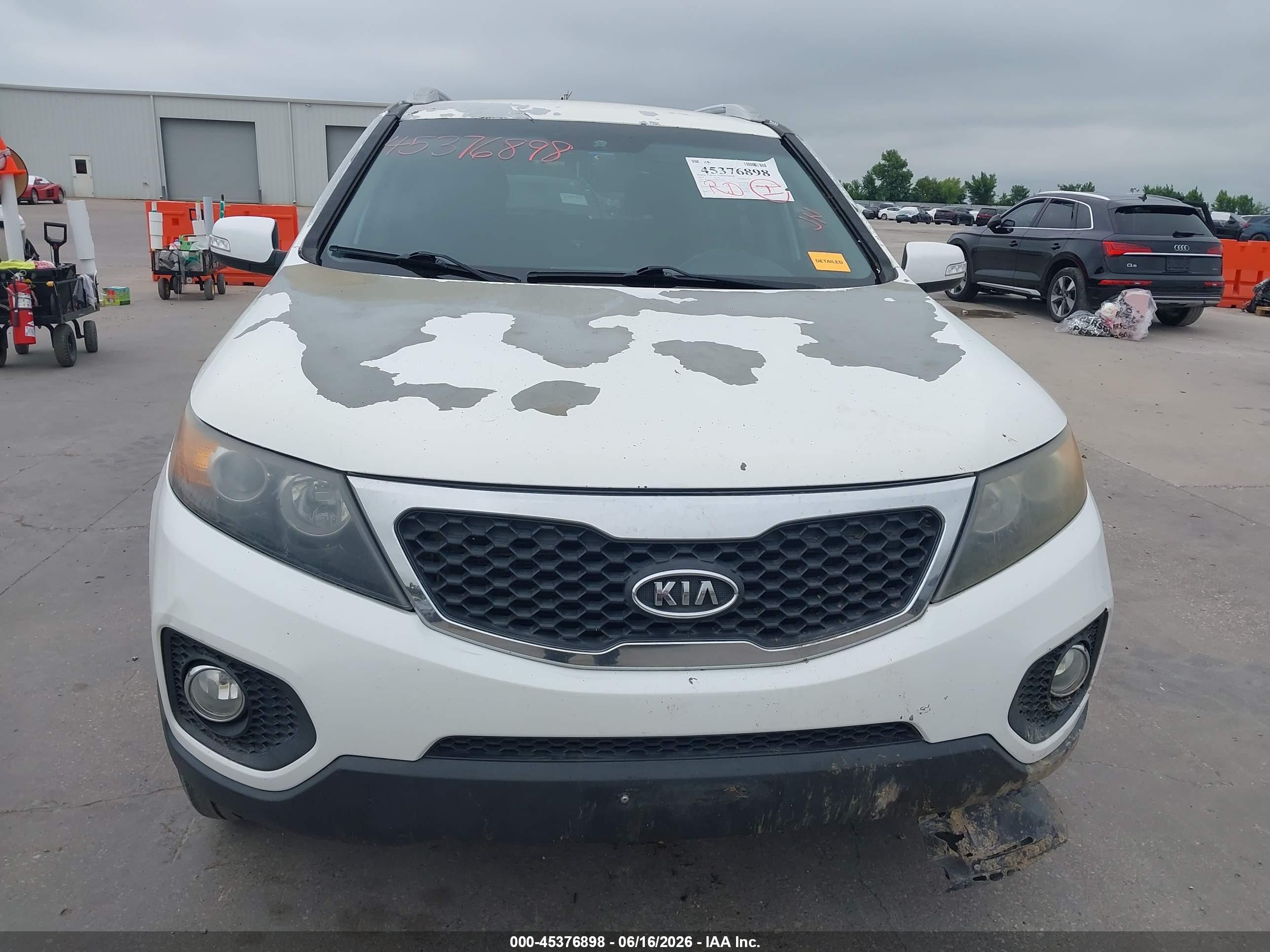 2013 Kia Sorento Lx White vin: 5XYKT3A65DG414363