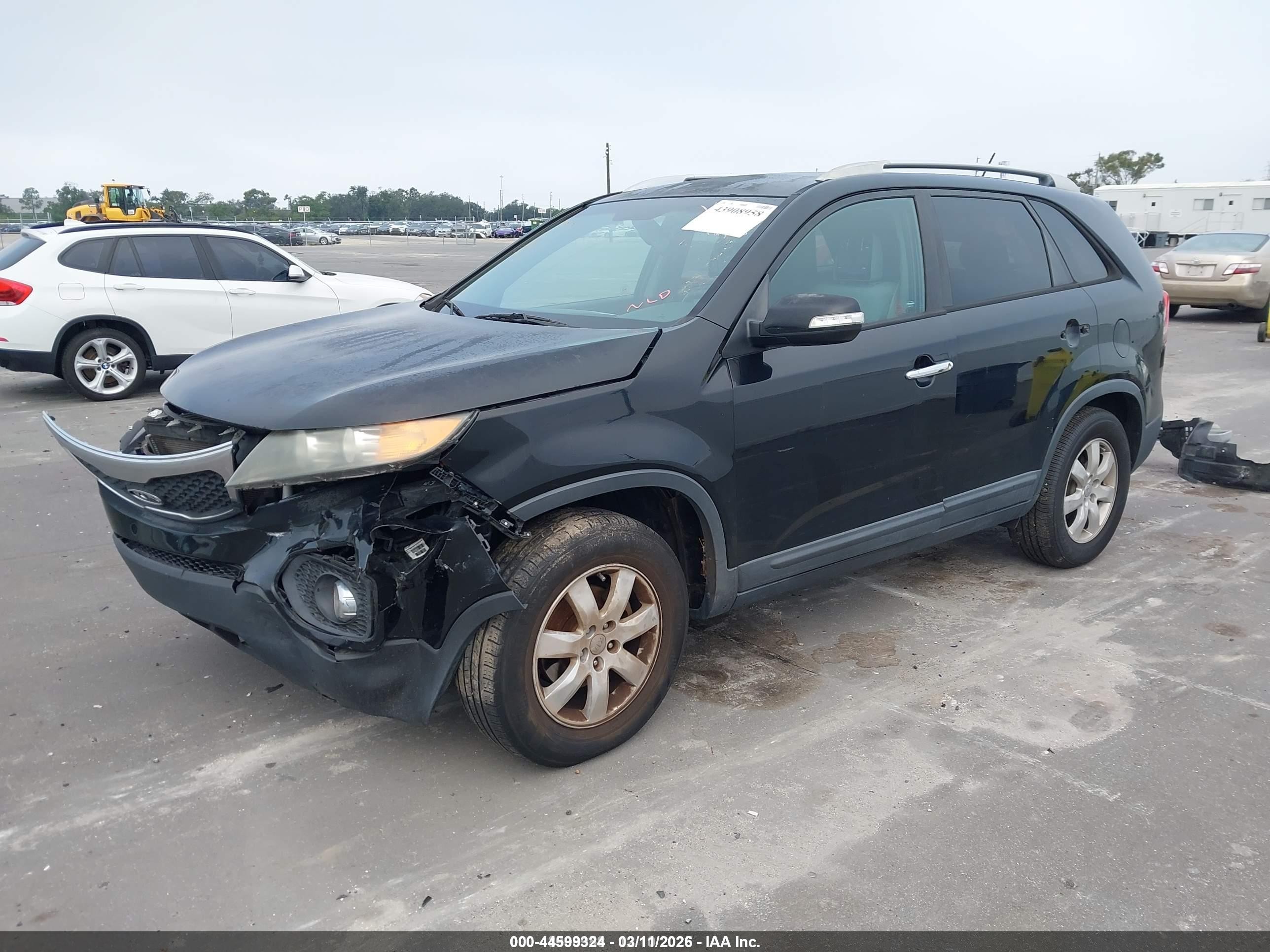 2013 Kia Sorento Lx Black vin: 5XYKT3A65DG416484