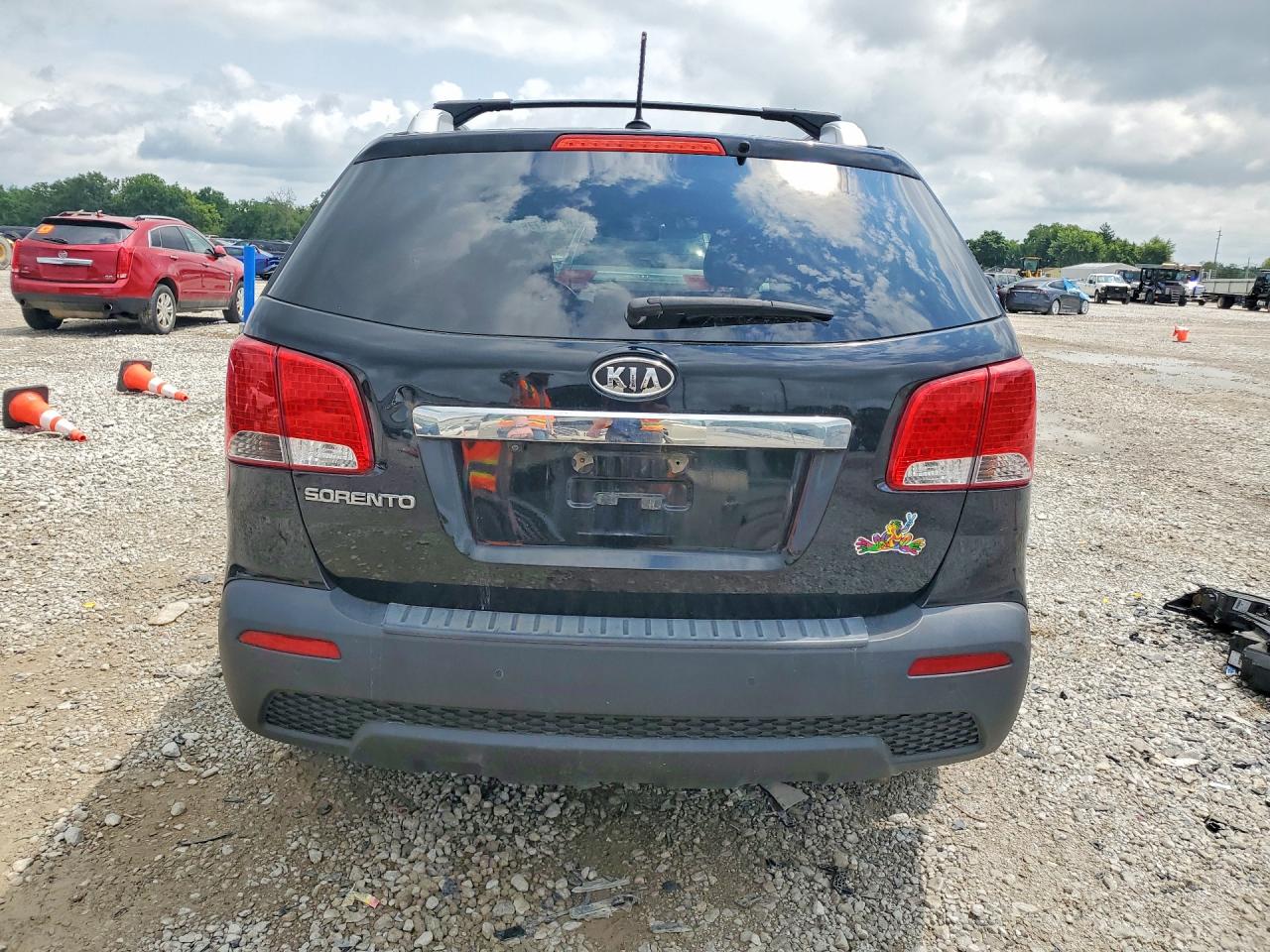 2013 Kia Sorento Lx Black vin: 5XYKT3A65DG417005