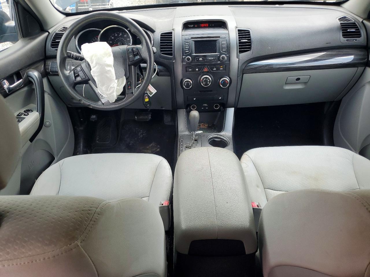 2013 Kia Sorento Lx Black vin: 5XYKT3A65DG417005